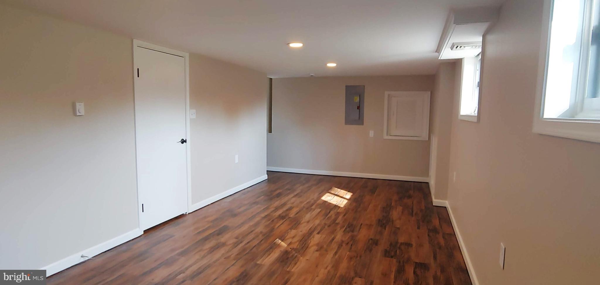 FAIRWAY PARK - Residential