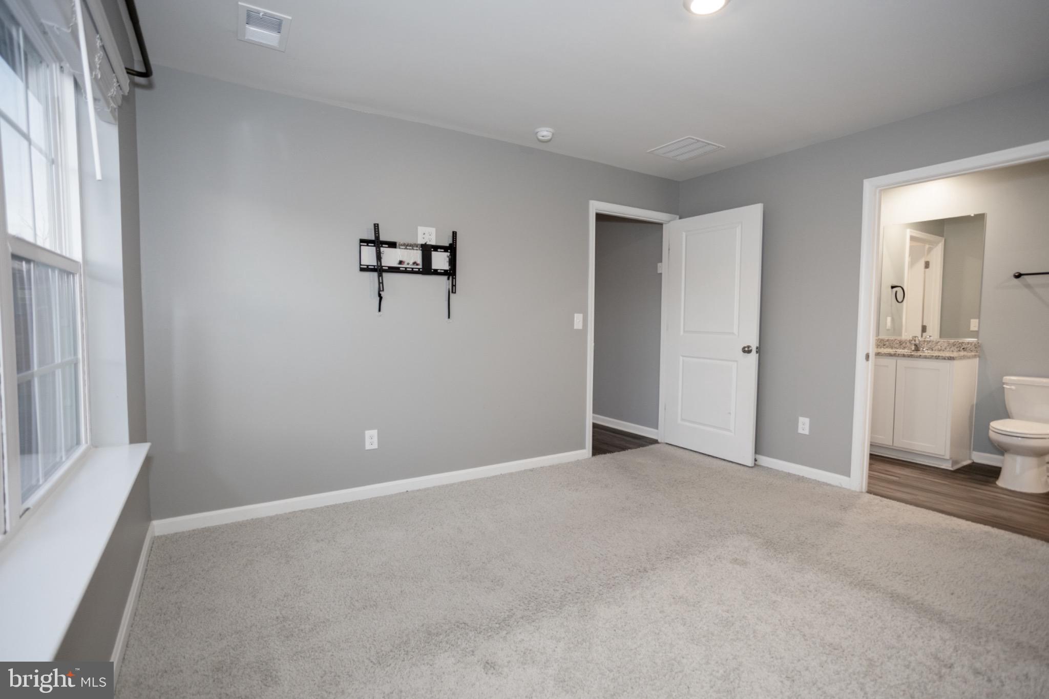 SHENANDOAH CROSSING - Residential