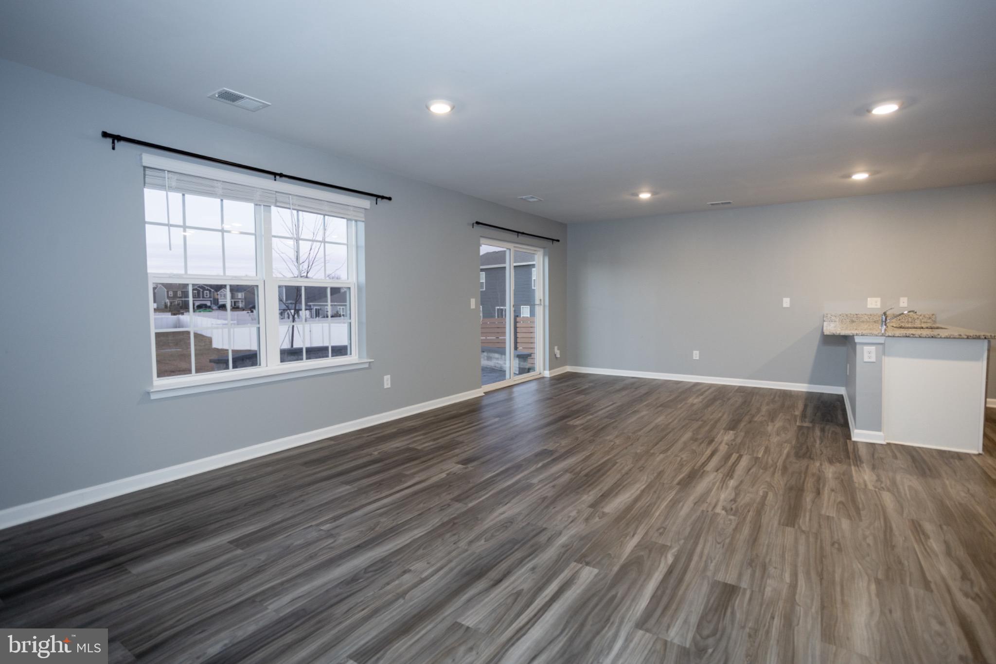 SHENANDOAH CROSSING - Residential