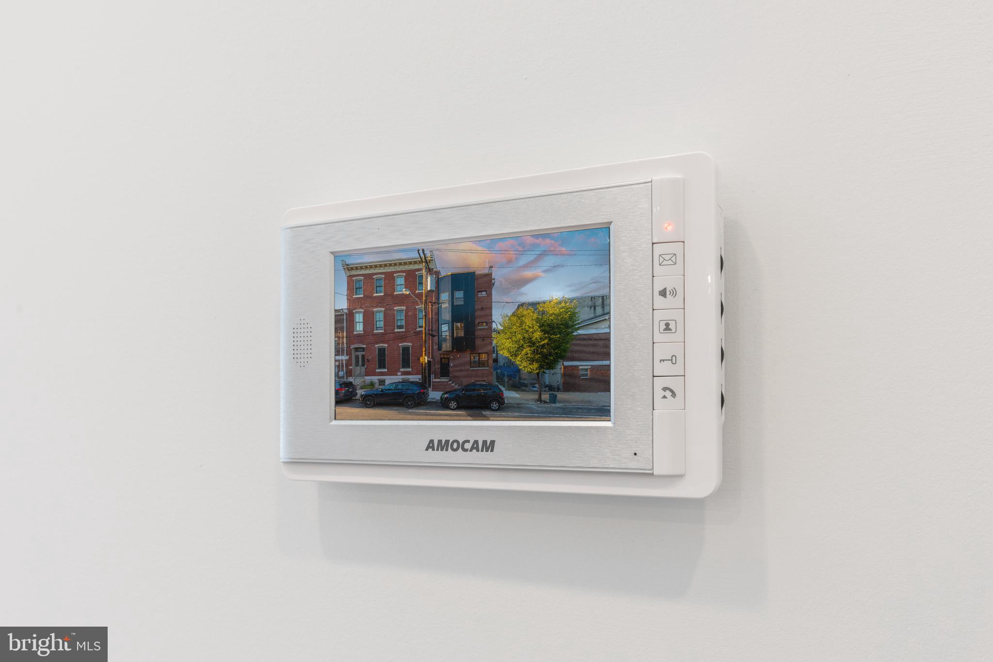 UNIVERSITY CITY - Commercial Sale