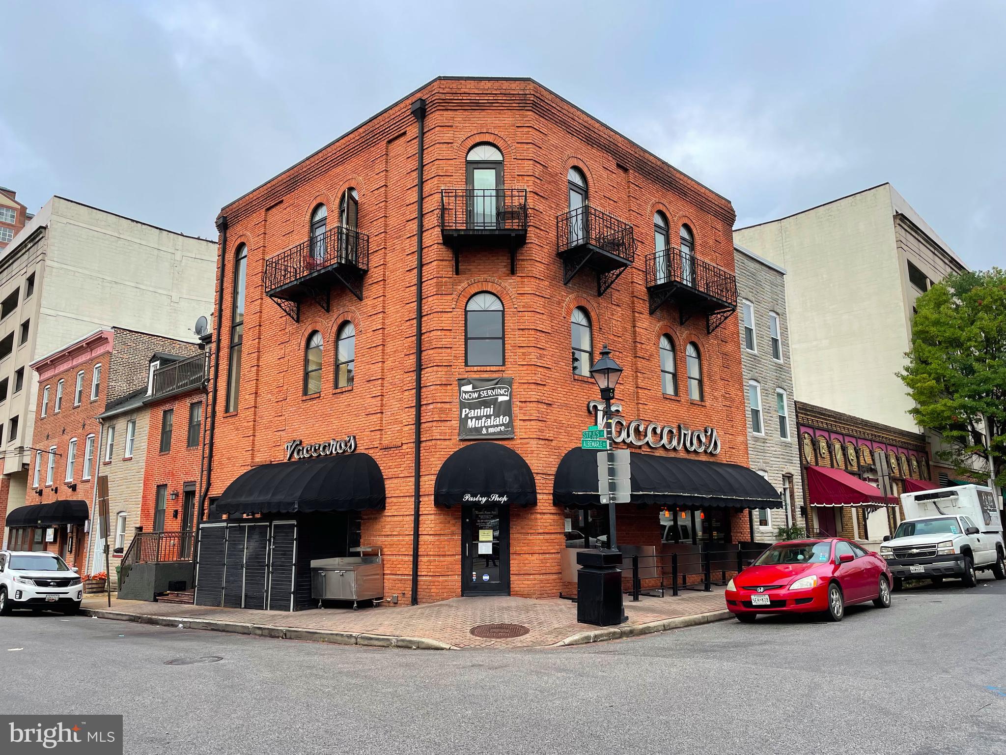 ALBEMARLE SQUARE - Residential