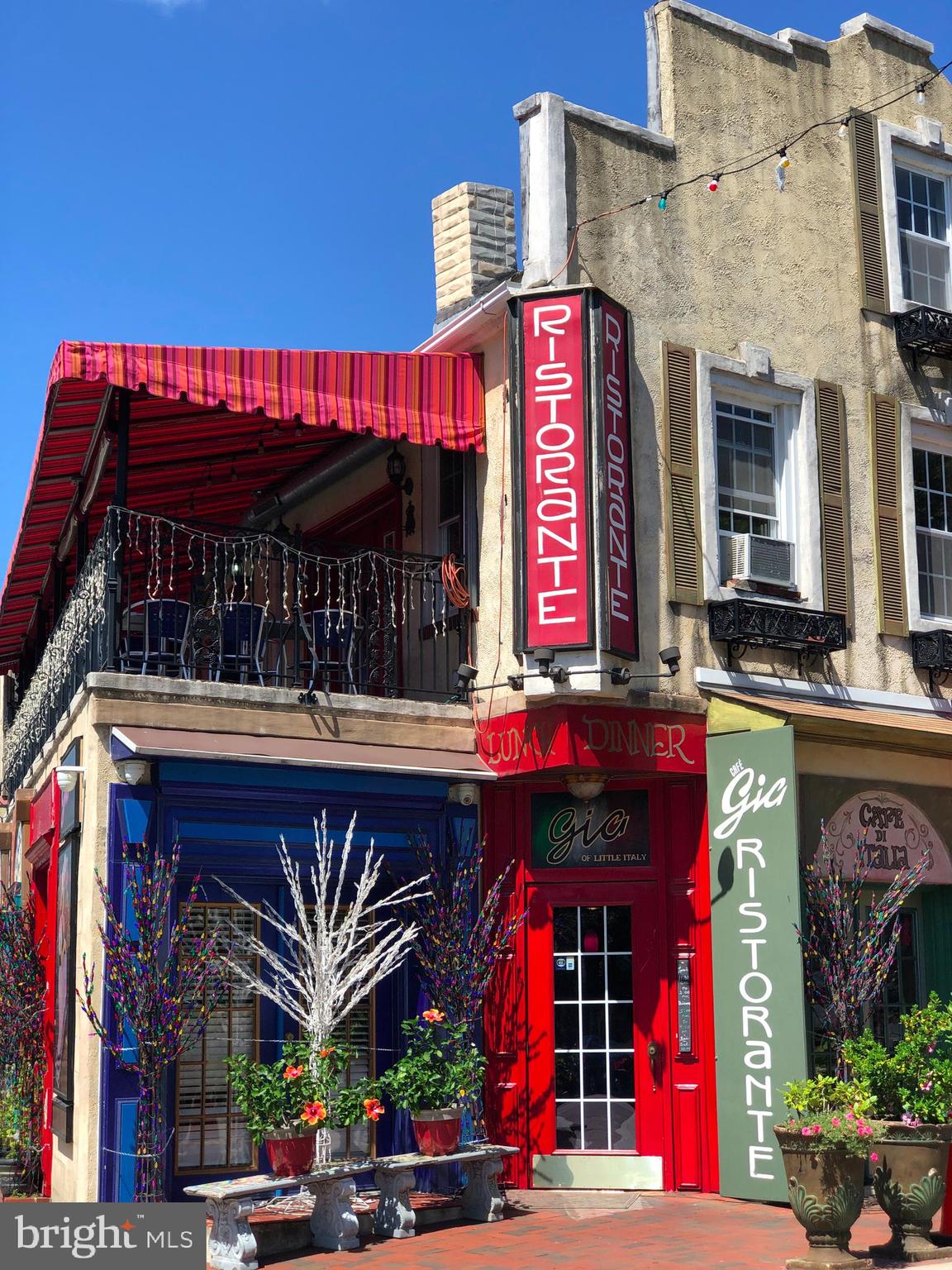 ALBEMARLE SQUARE - Residential