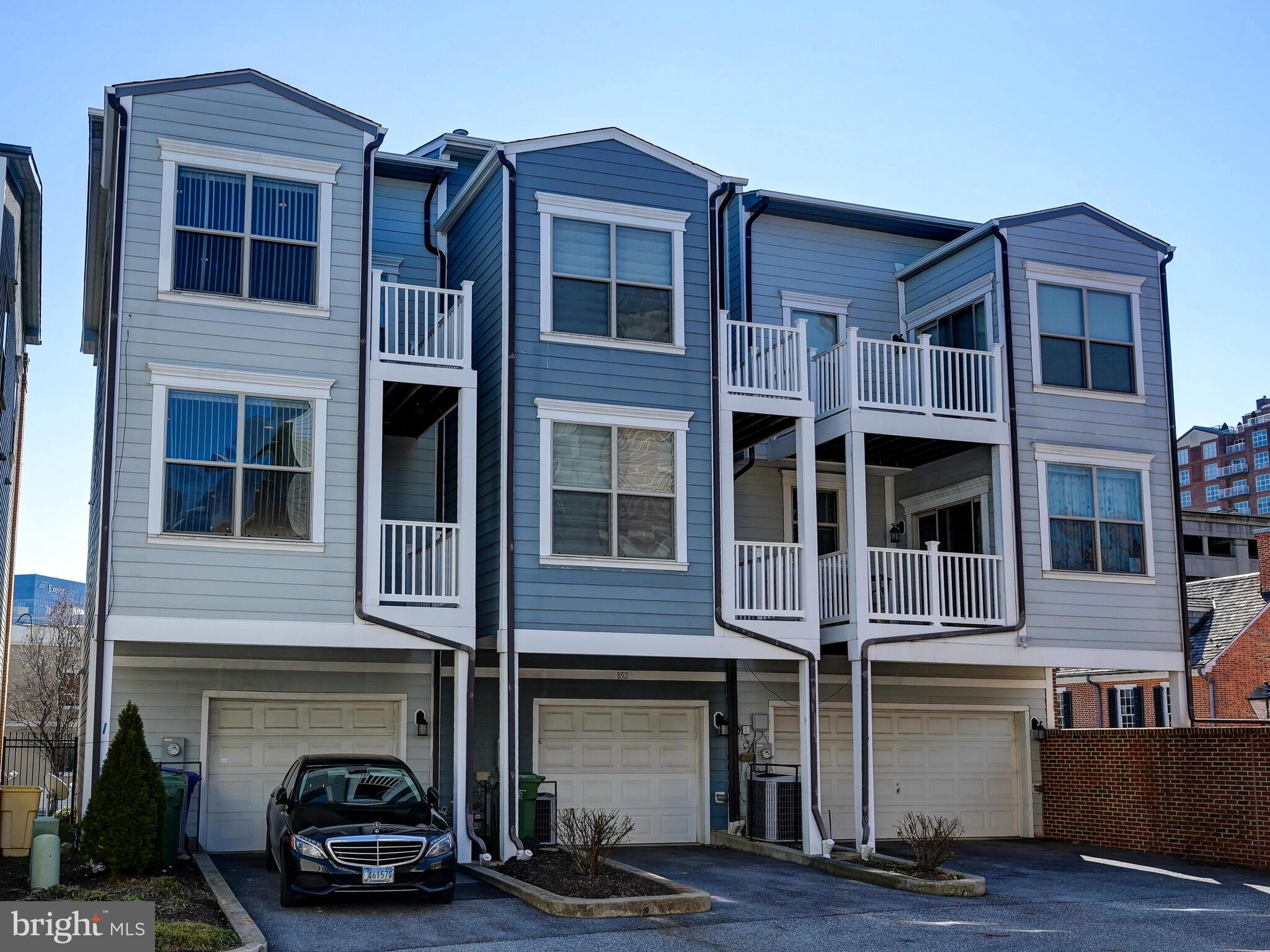 ALBEMARLE SQUARE - Residential