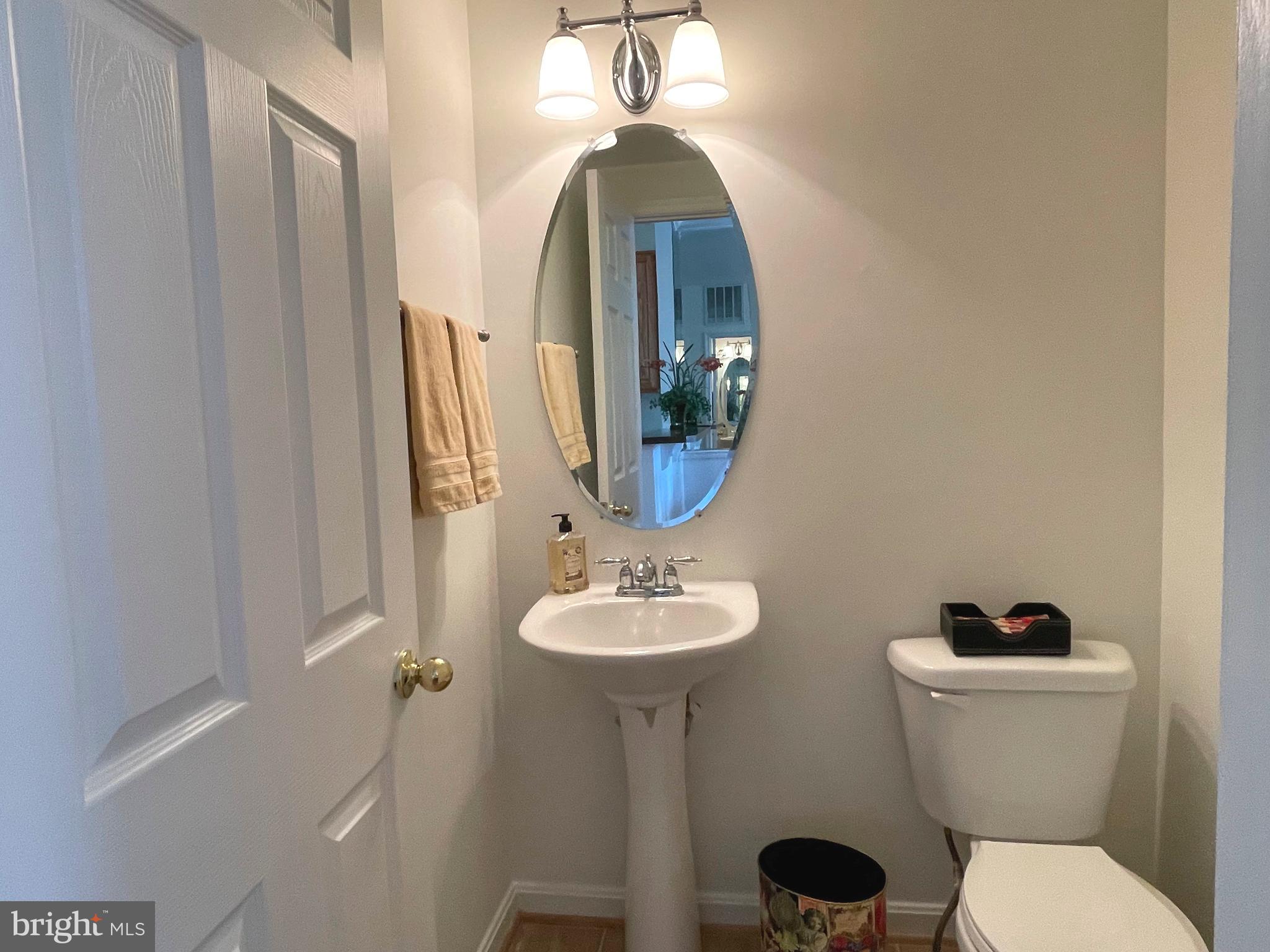 ALBEMARLE SQUARE - Residential