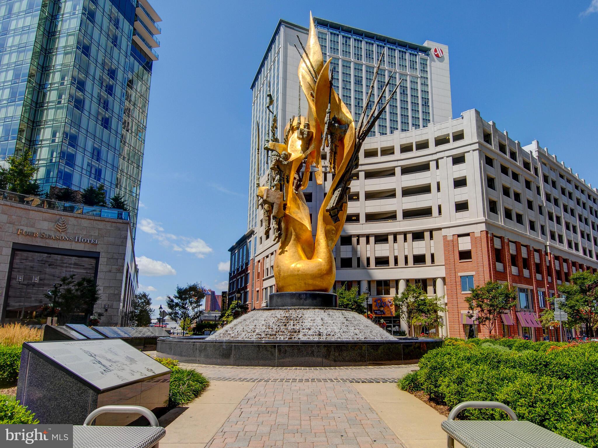 ALBEMARLE SQUARE - Residential