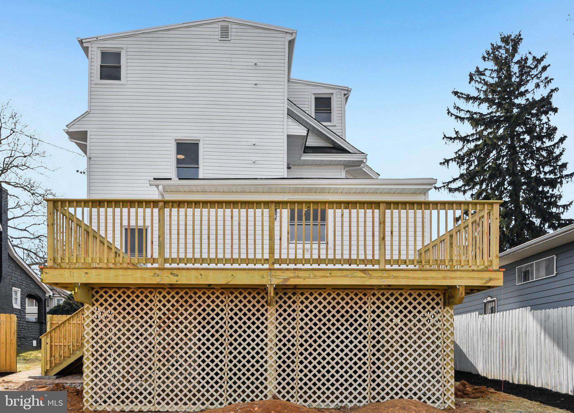 WEST ARLINGTON - Residential