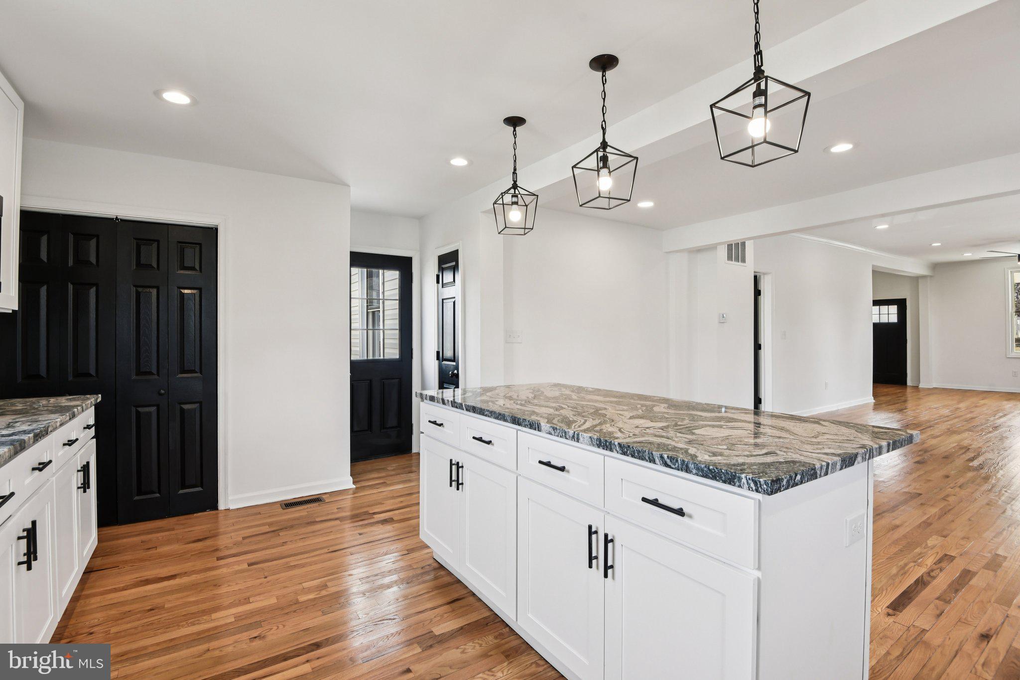 WEST ARLINGTON - Residential