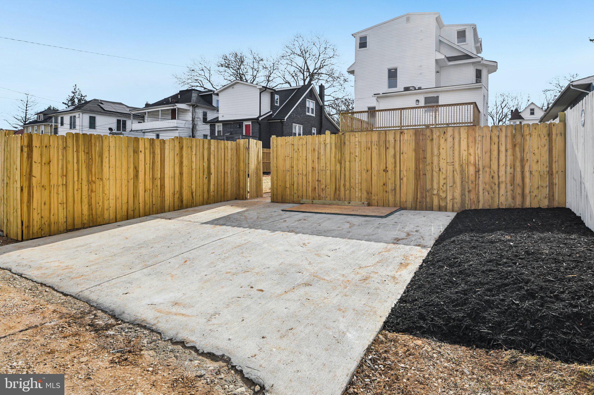 WEST ARLINGTON - Residential