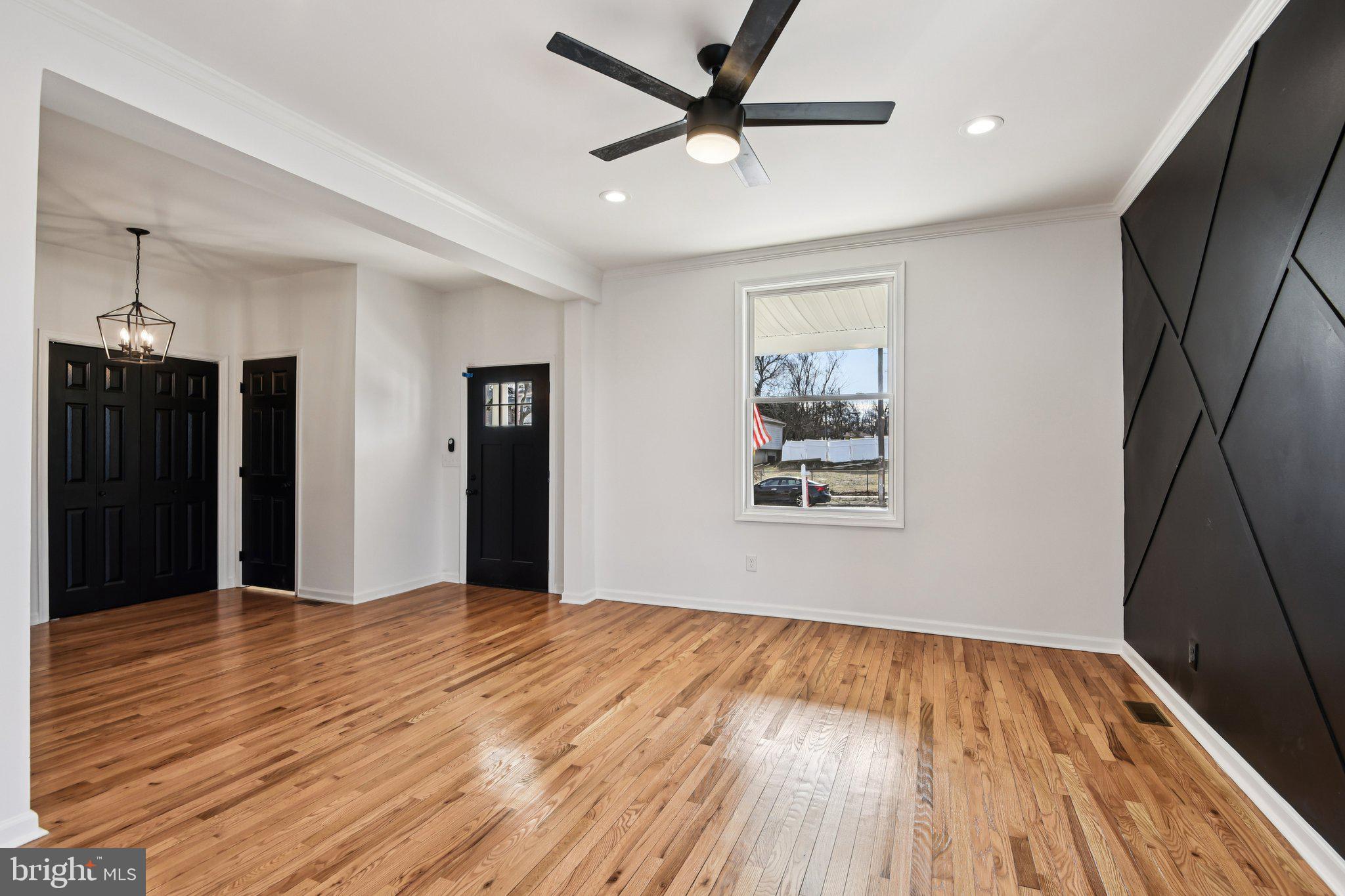 WEST ARLINGTON - Residential