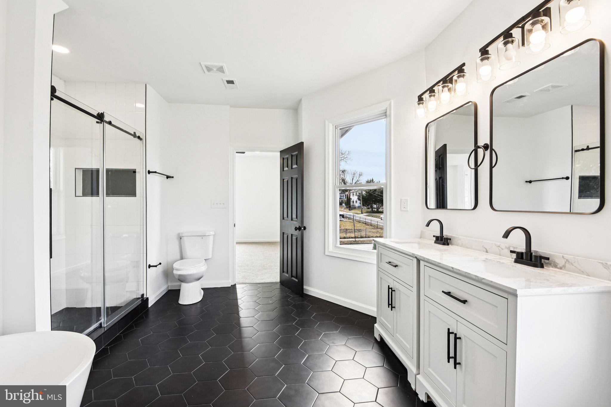 WEST ARLINGTON - Residential