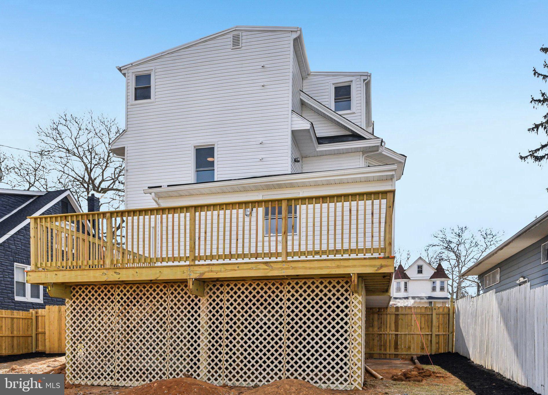 WEST ARLINGTON - Residential