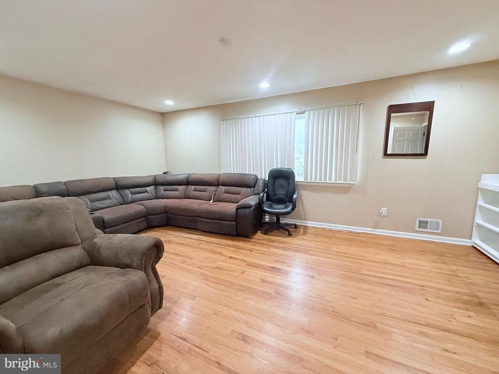 Photo of 697 Johnstone Street, PERTH AMBOY, NJ 08861 (MLS # NJMX2010466)