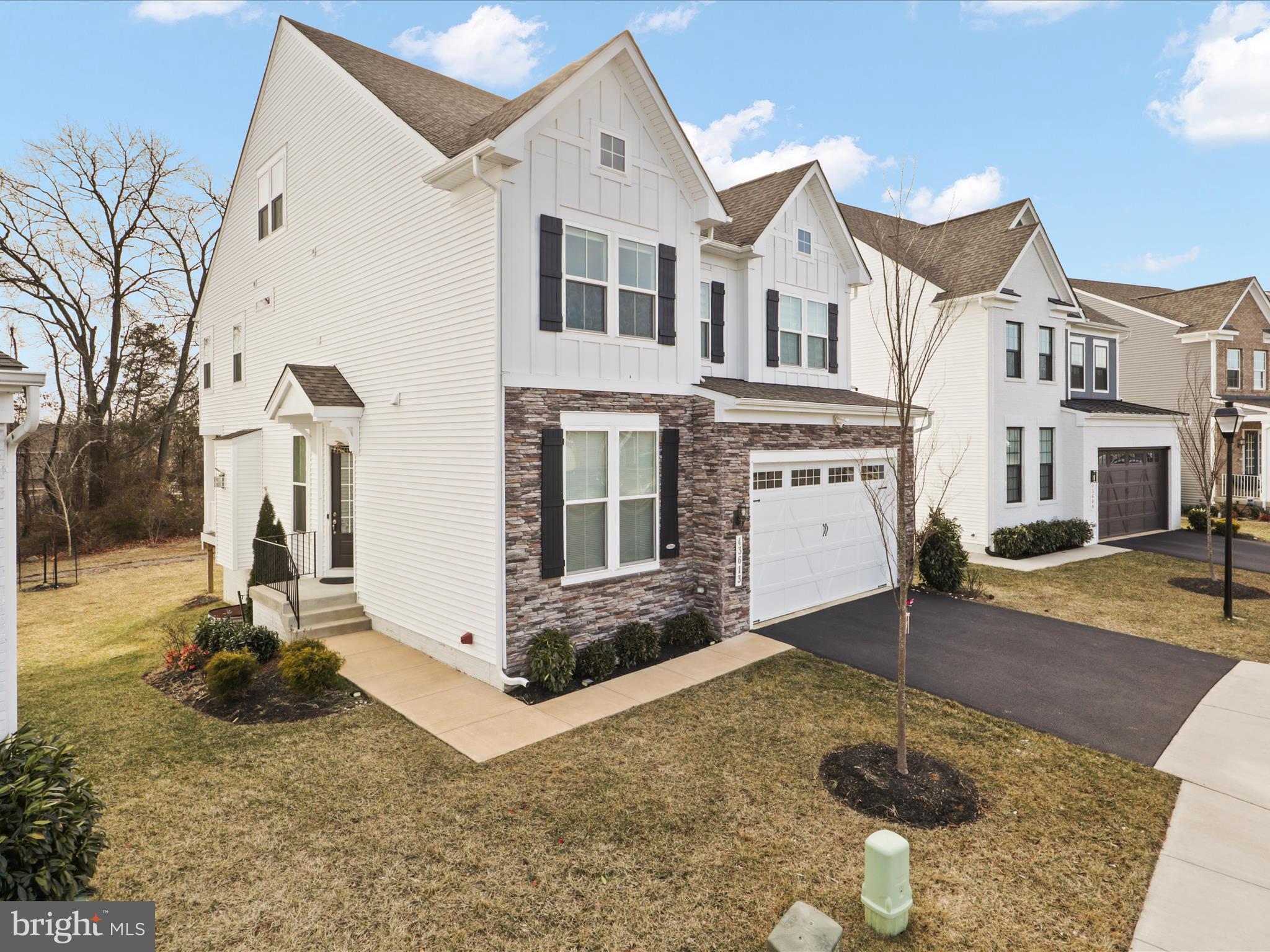 43613 CASTERS POND COURT