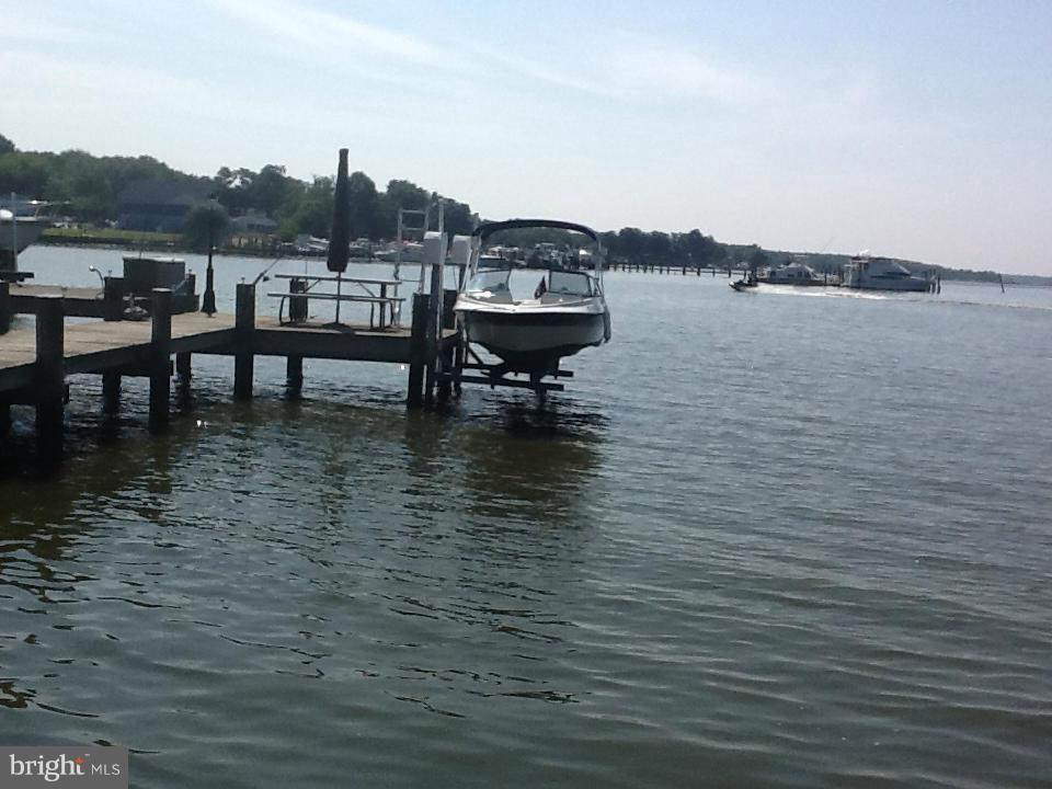 HYDE PARK - Residential