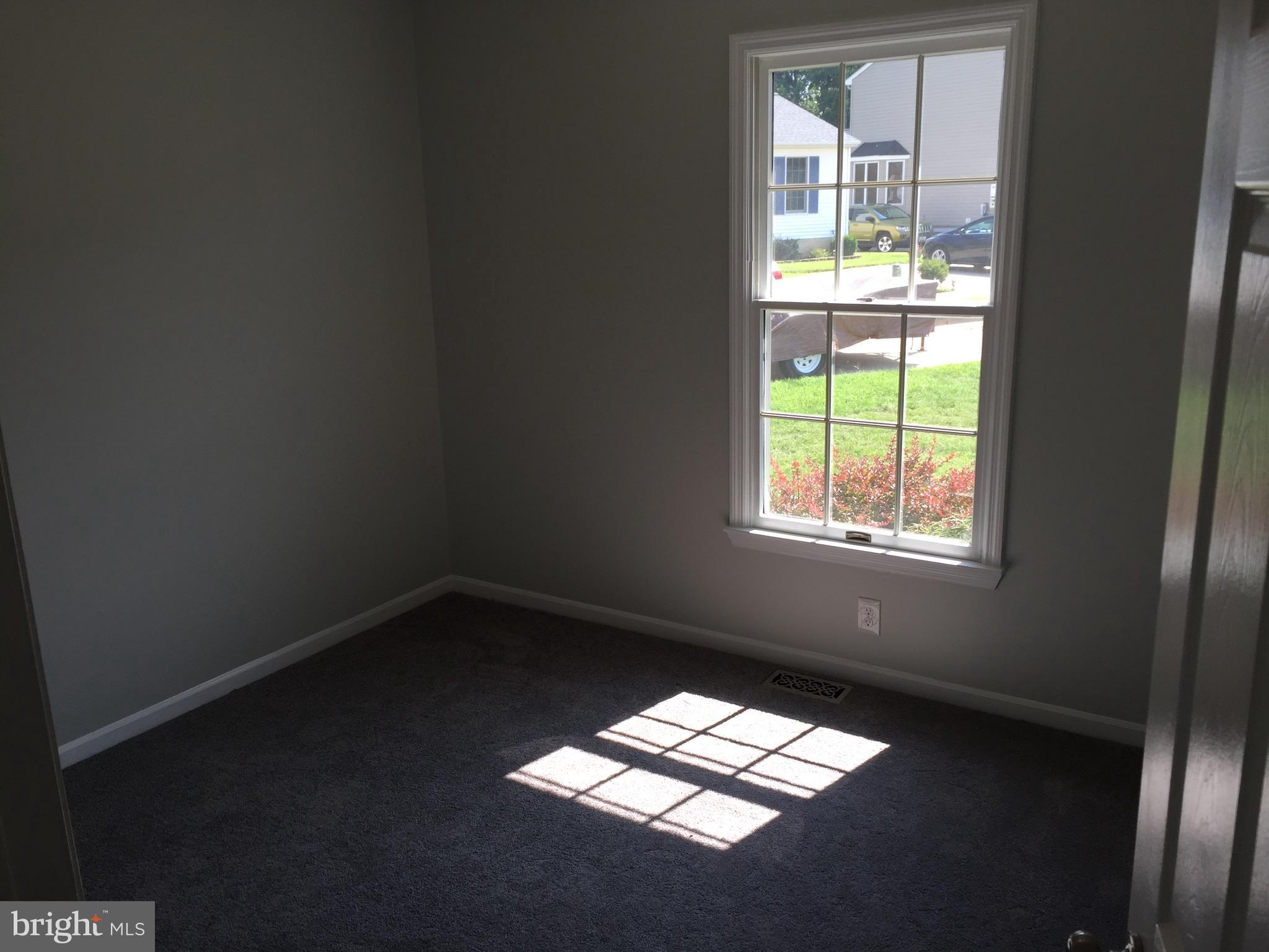 WOODWARD SQUARE - Residential