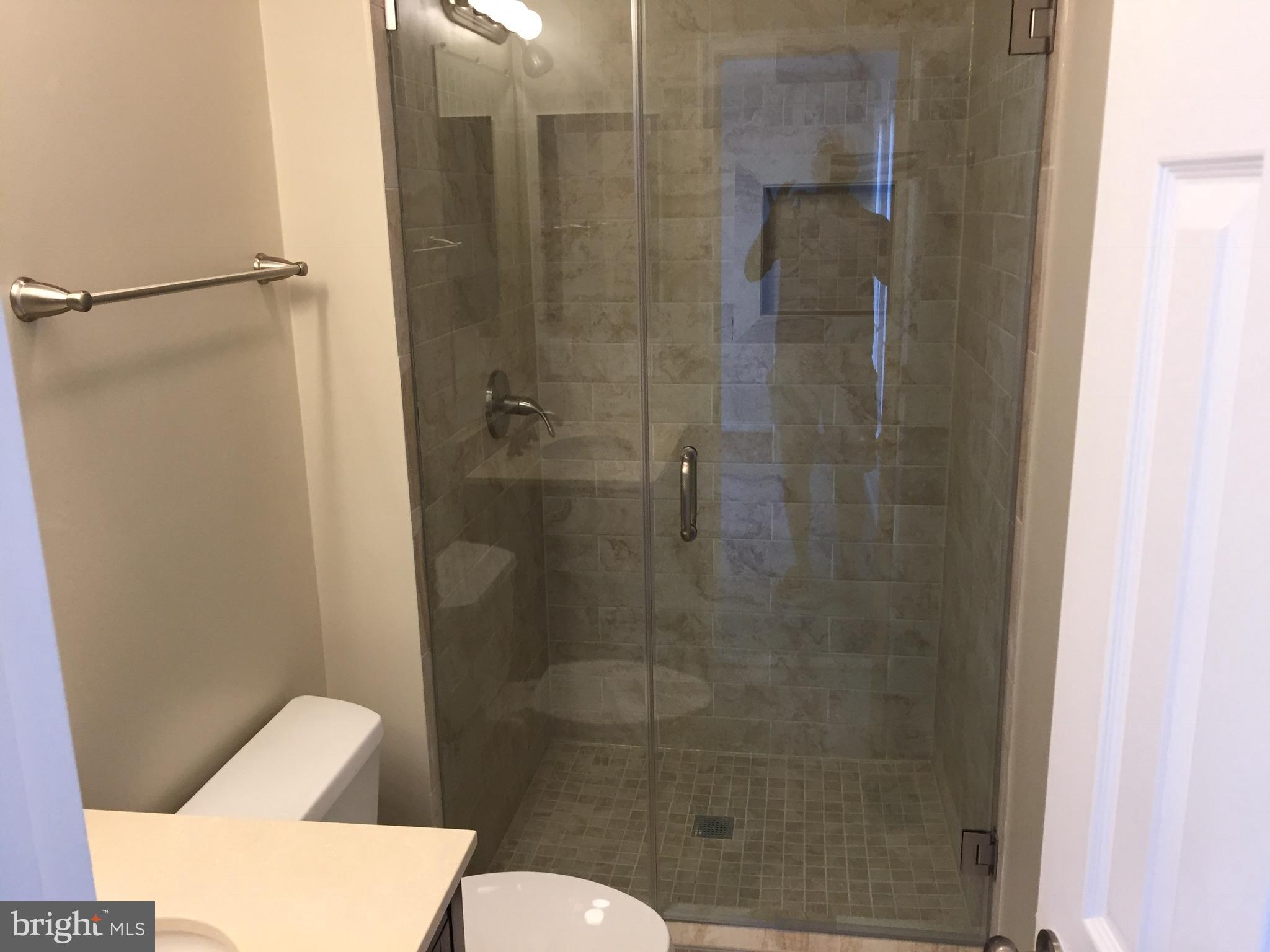 WOODWARD SQUARE - Residential