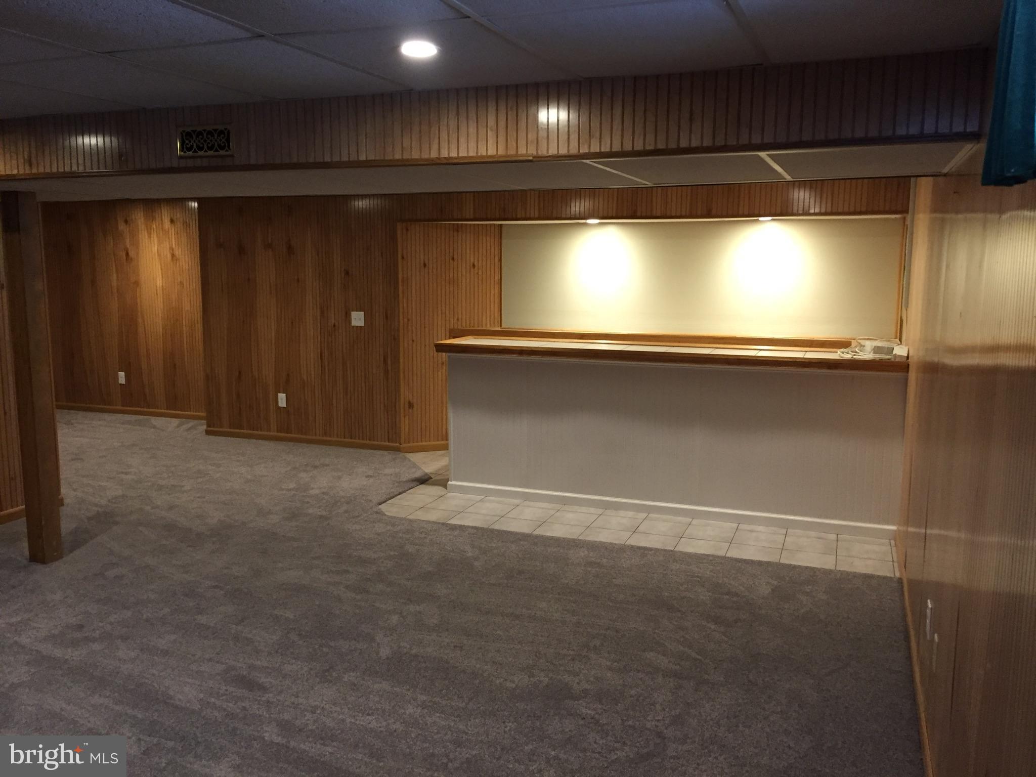 WOODWARD SQUARE - Residential