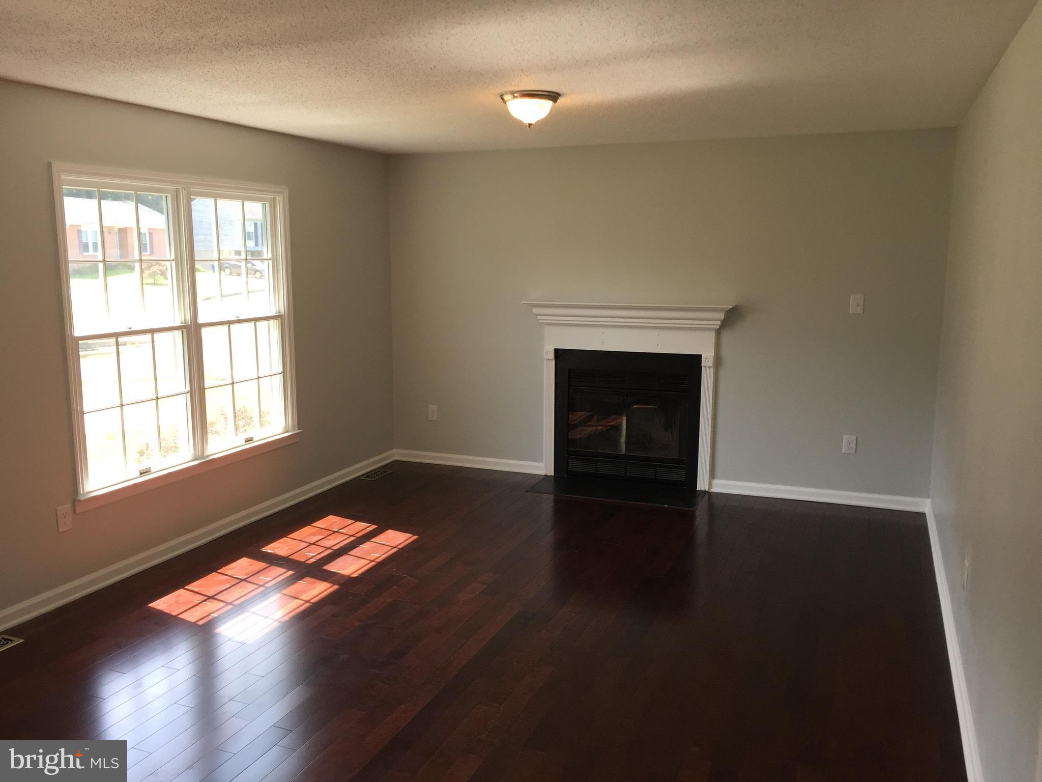 WOODWARD SQUARE - Residential