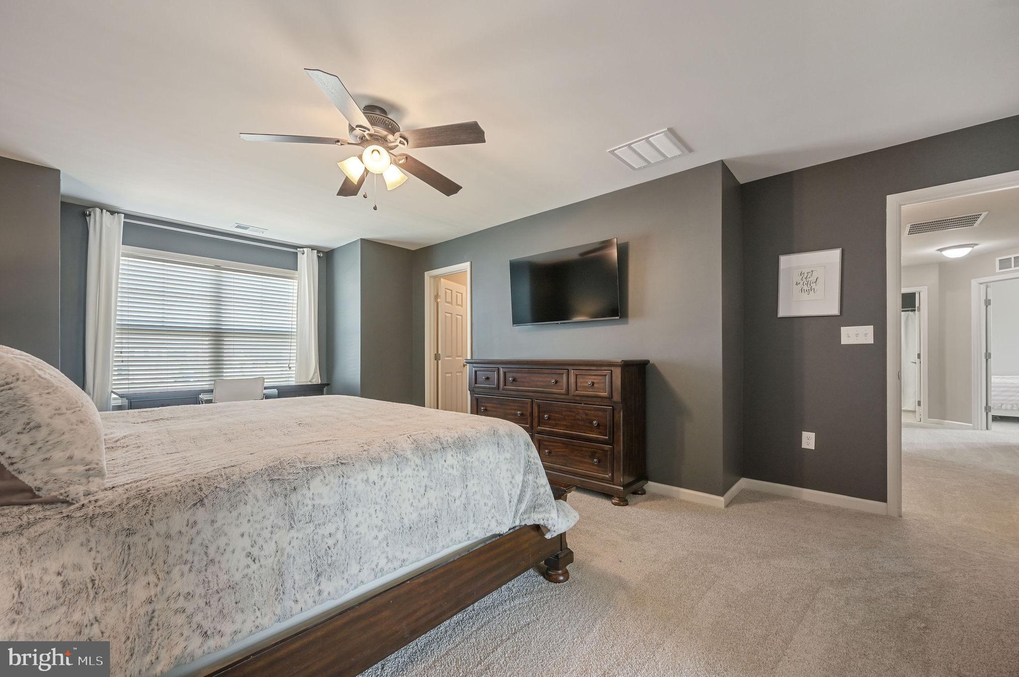 OLDE FIELD VILLAGE - Residential