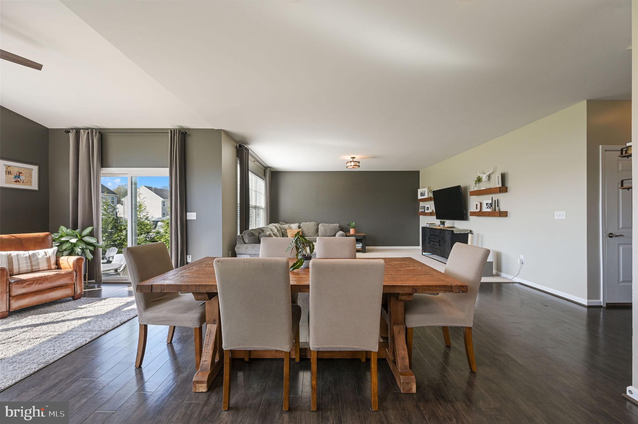 OLDE FIELD VILLAGE - Residential