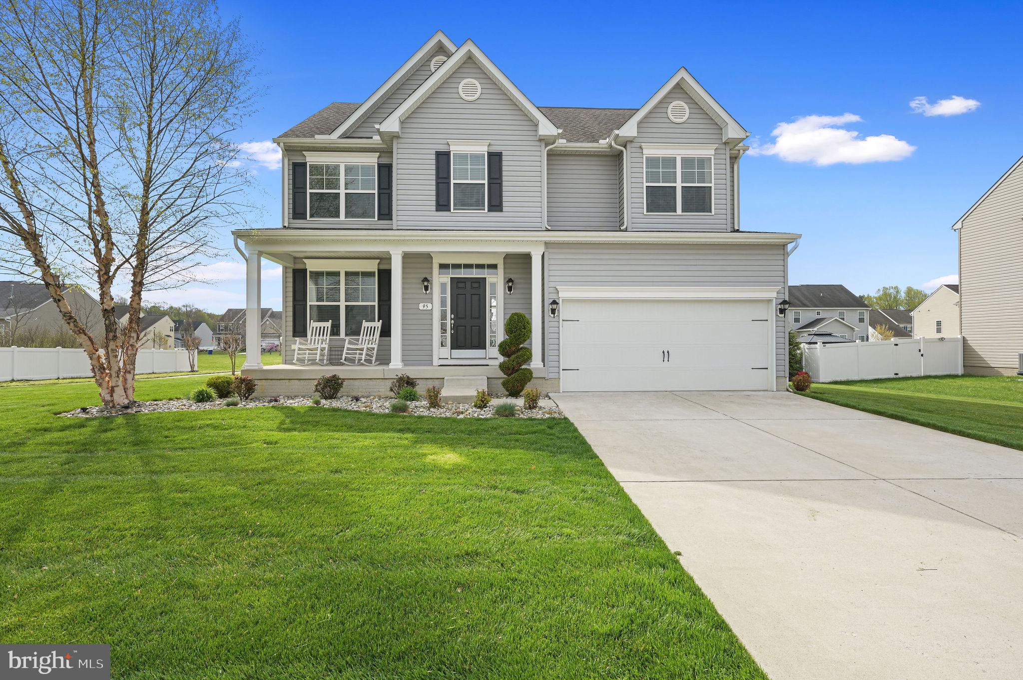 OLDE FIELD VILLAGE - Residential