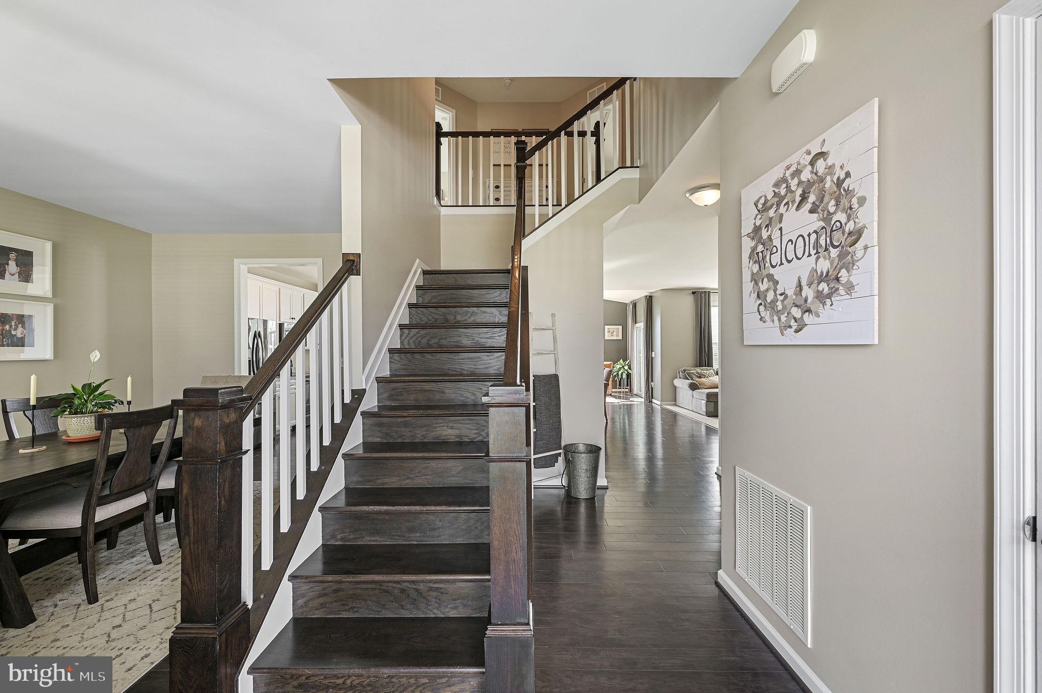 OLDE FIELD VILLAGE - Residential