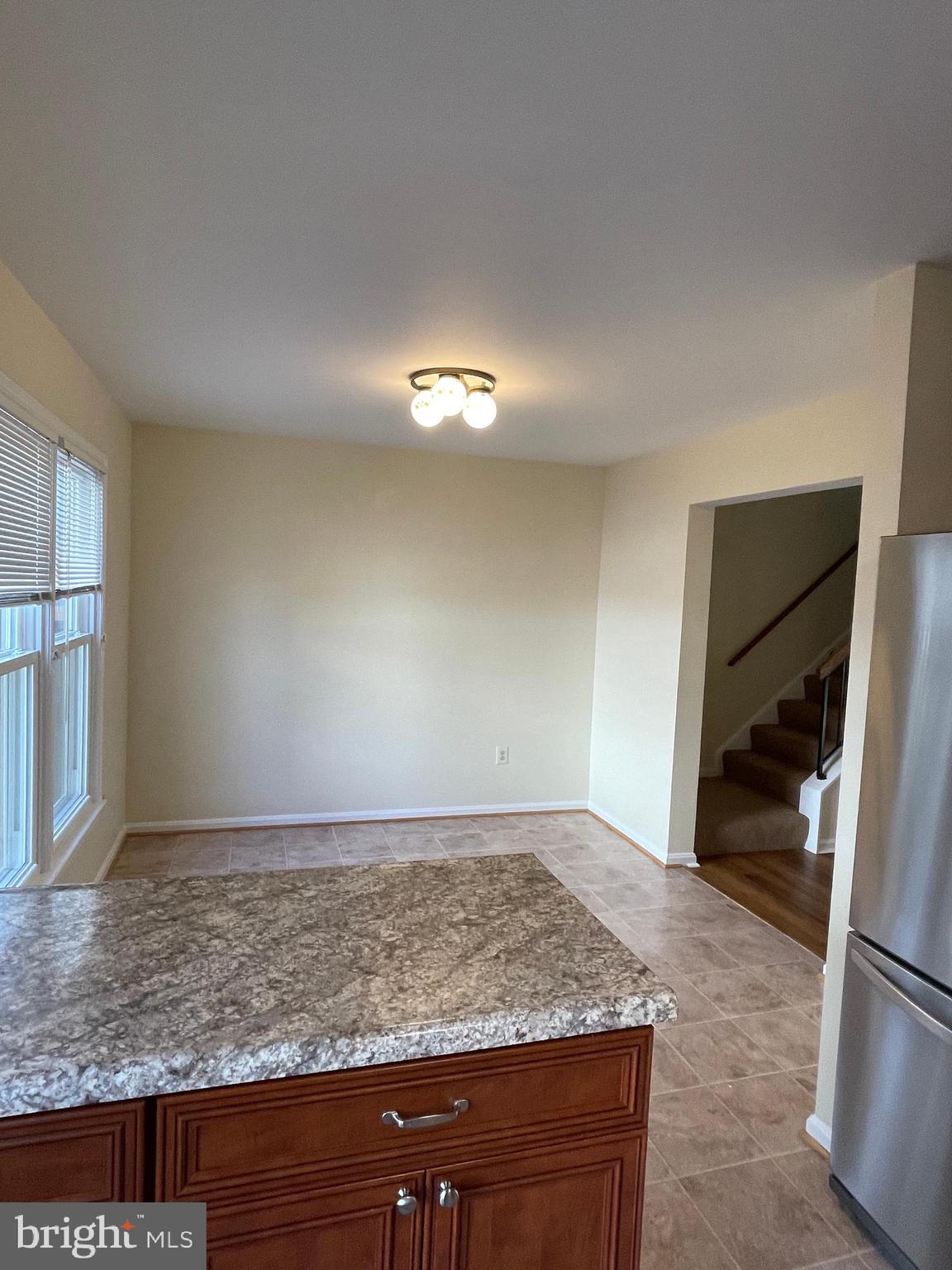 SHADY GROVE VILLAGE - Residential Lease