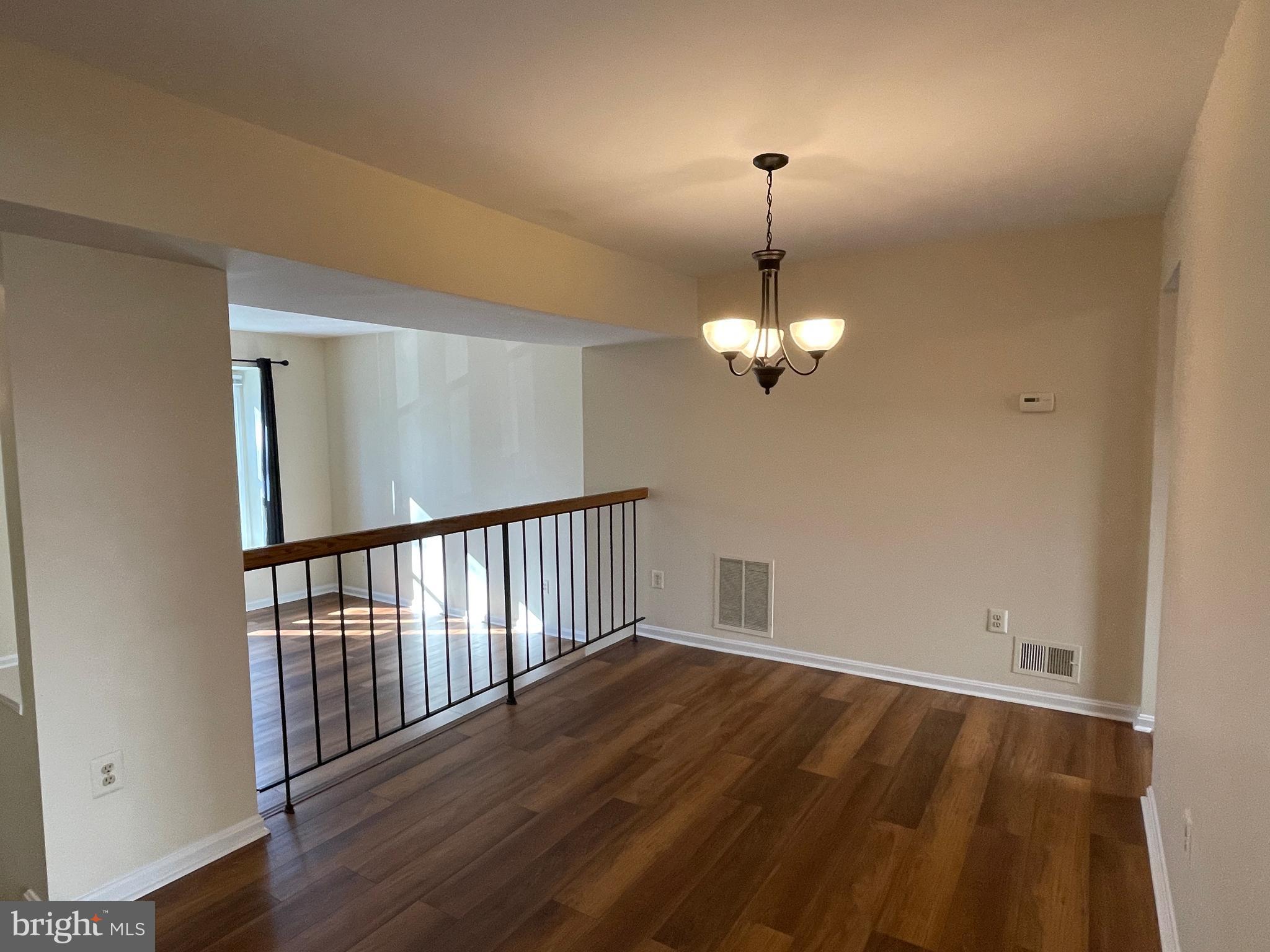 SHADY GROVE VILLAGE - Residential Lease