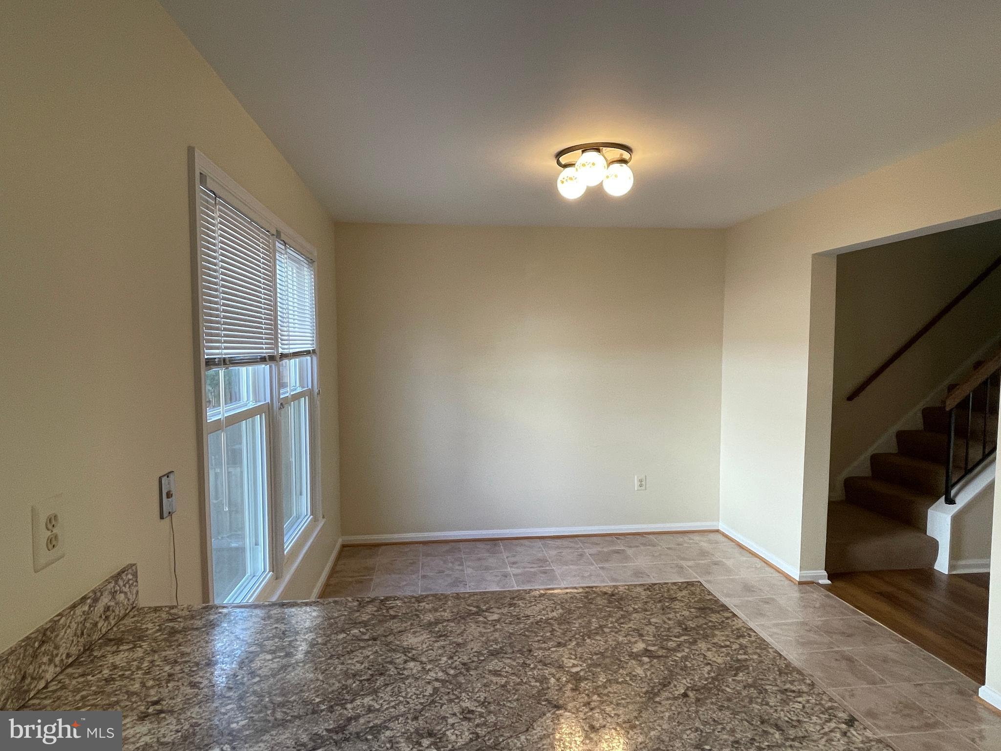 SHADY GROVE VILLAGE - Residential Lease