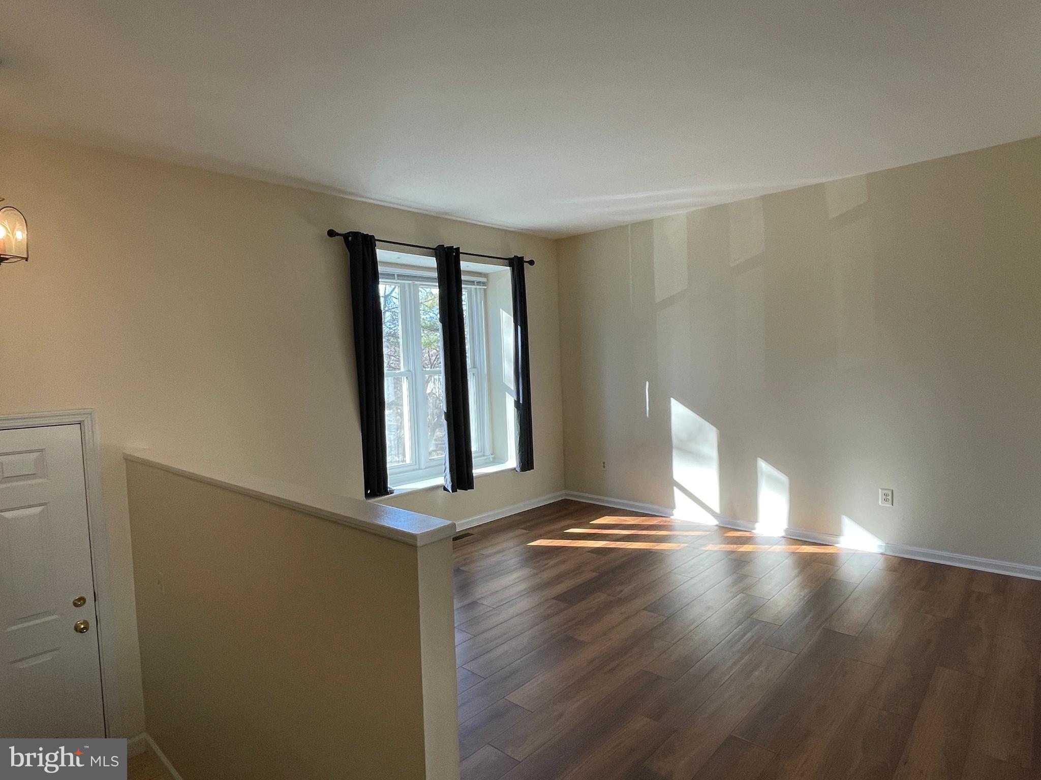 SHADY GROVE VILLAGE - Residential Lease