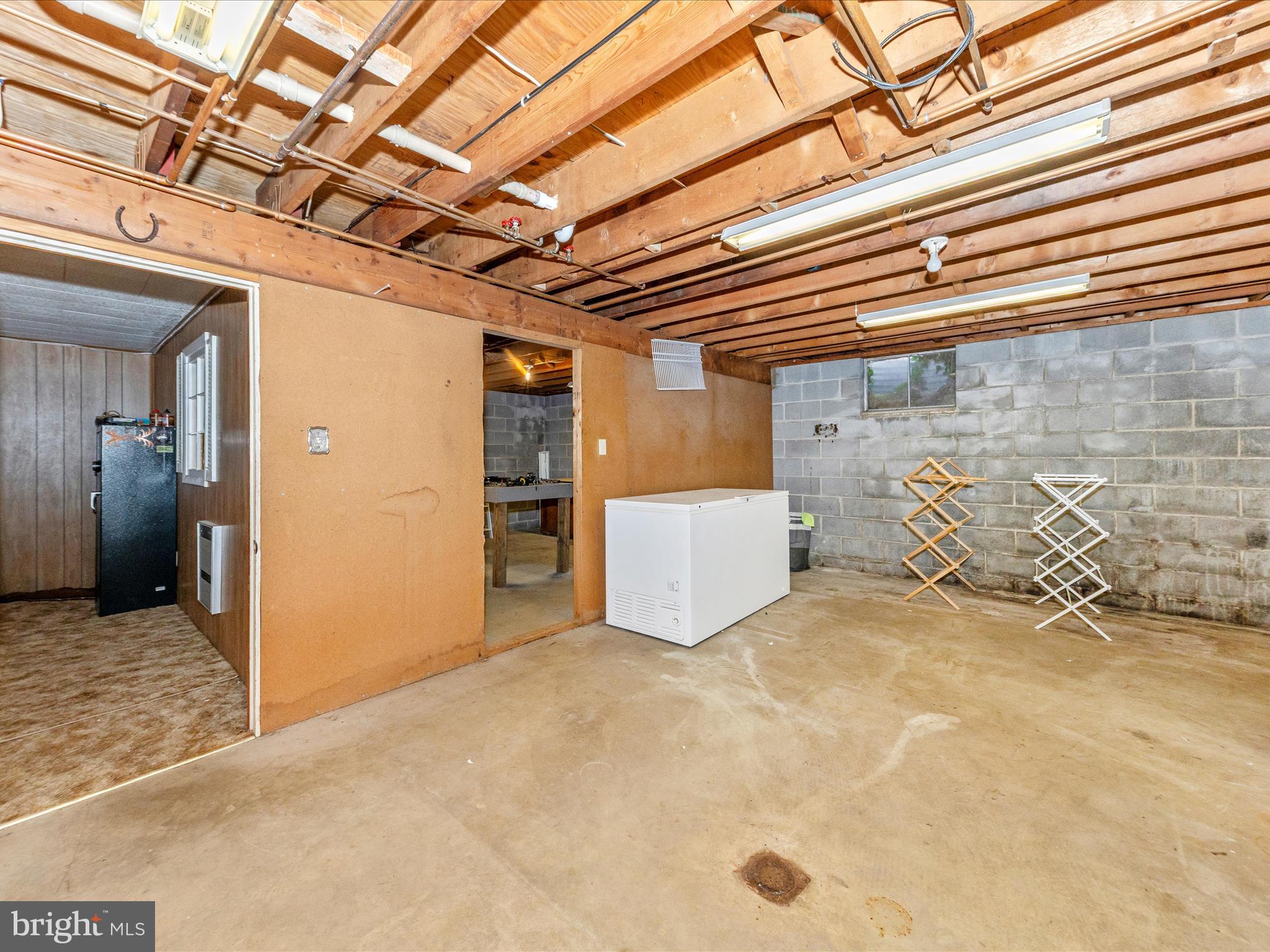 CLEAR SPRING - Residential