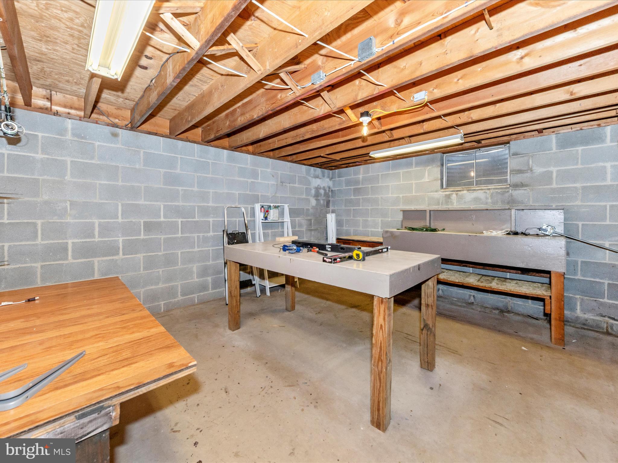 CLEAR SPRING - Residential