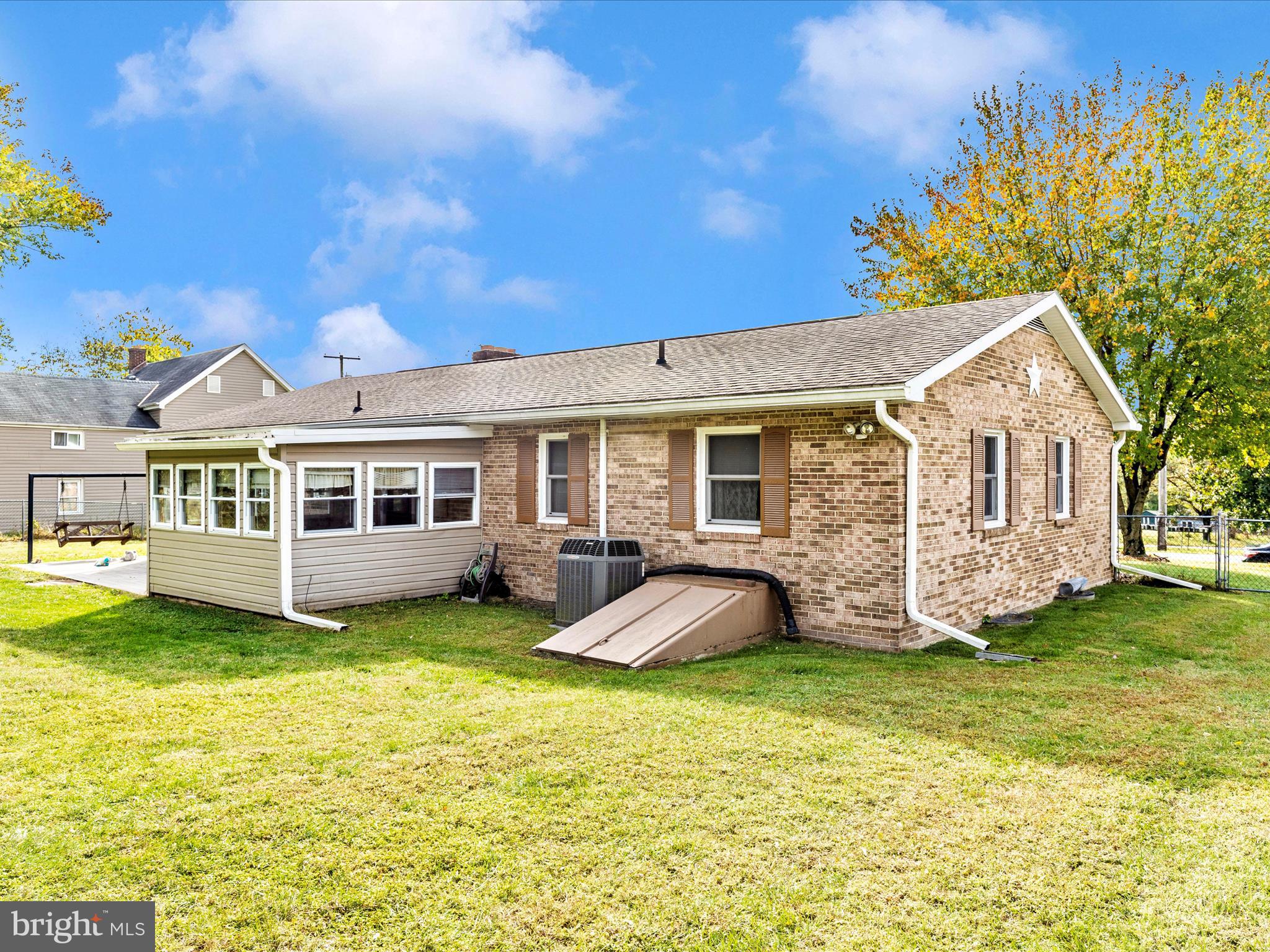 CLEAR SPRING - Residential