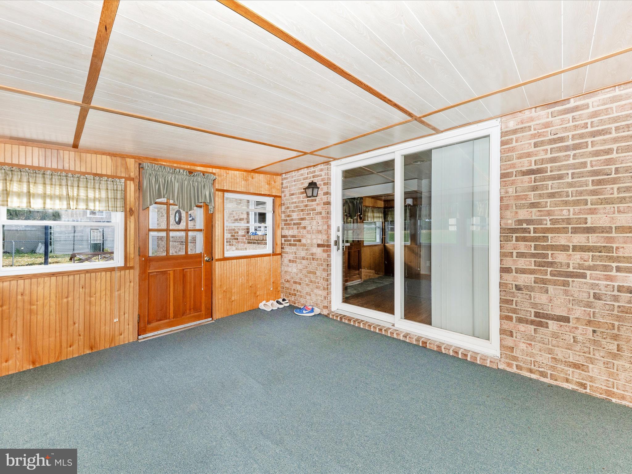 CLEAR SPRING - Residential