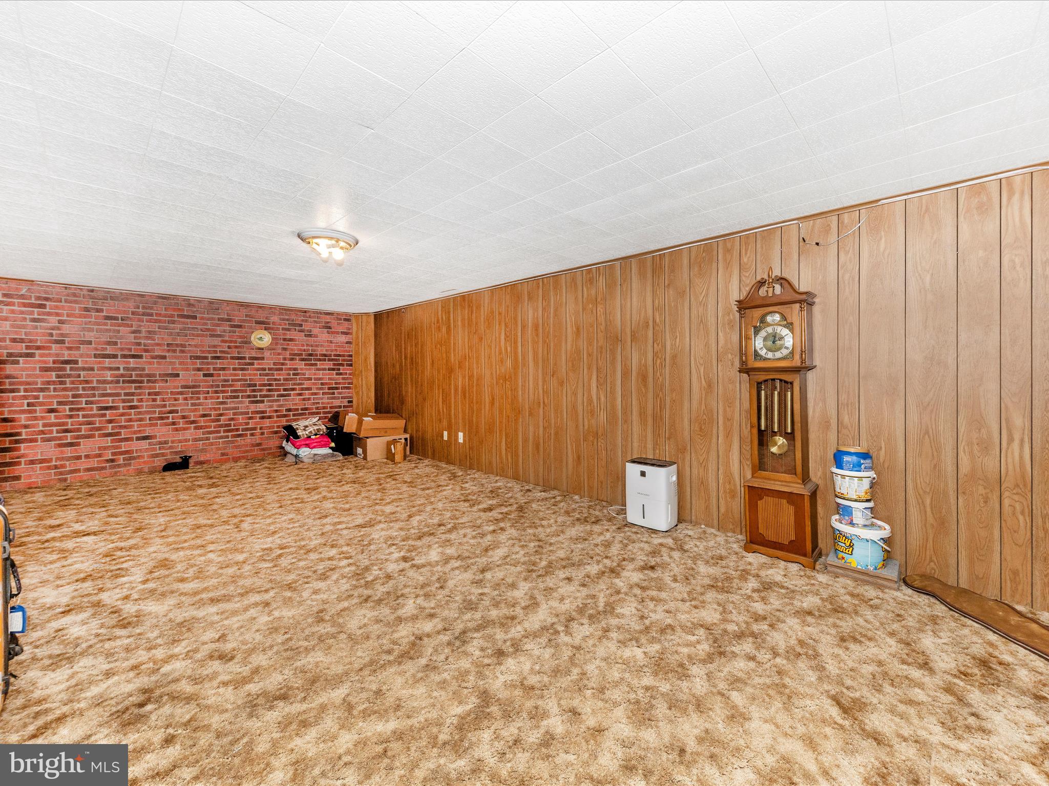 CLEAR SPRING - Residential