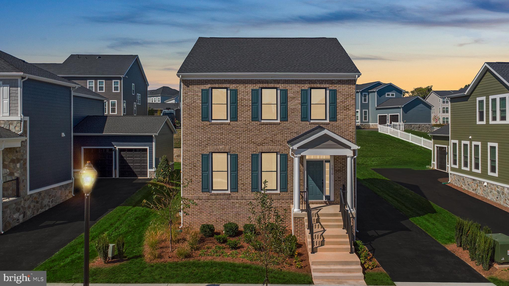 HERITAGE AT MARSHALL - Residential