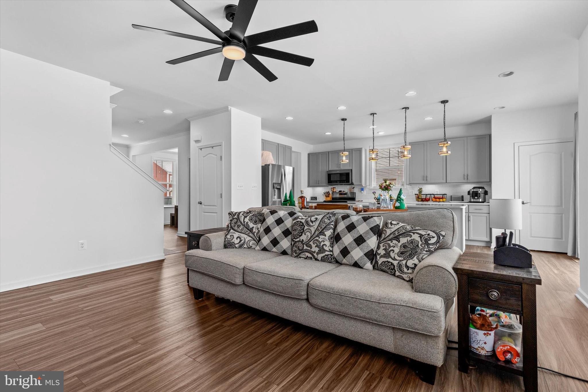 PRINLAND HEIGHTS - Residential