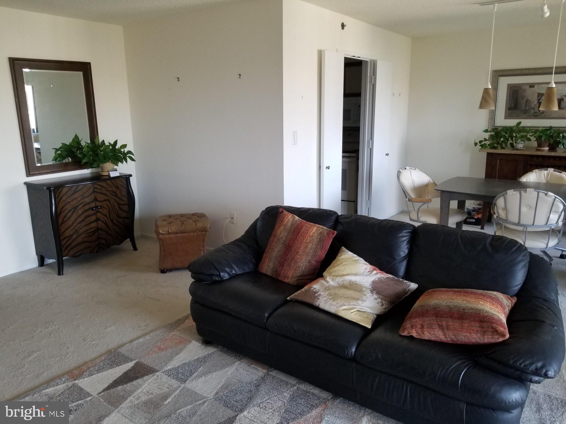 FAIRWAYS SOUTH - Residential