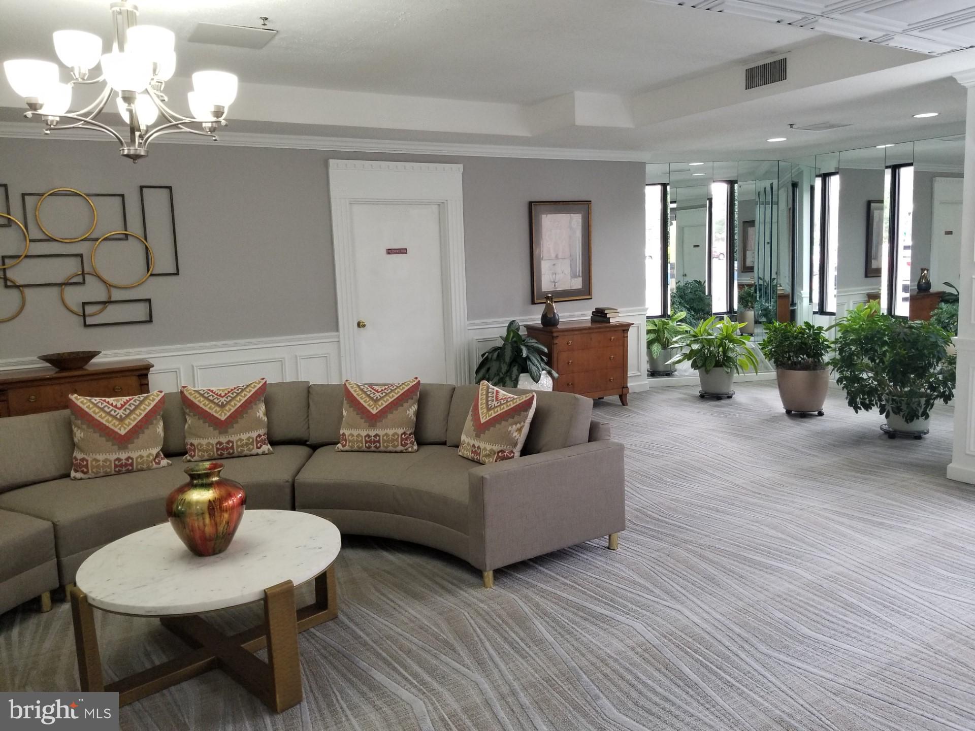 FAIRWAYS SOUTH - Residential