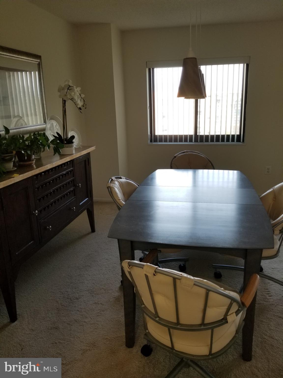 FAIRWAYS SOUTH - Residential