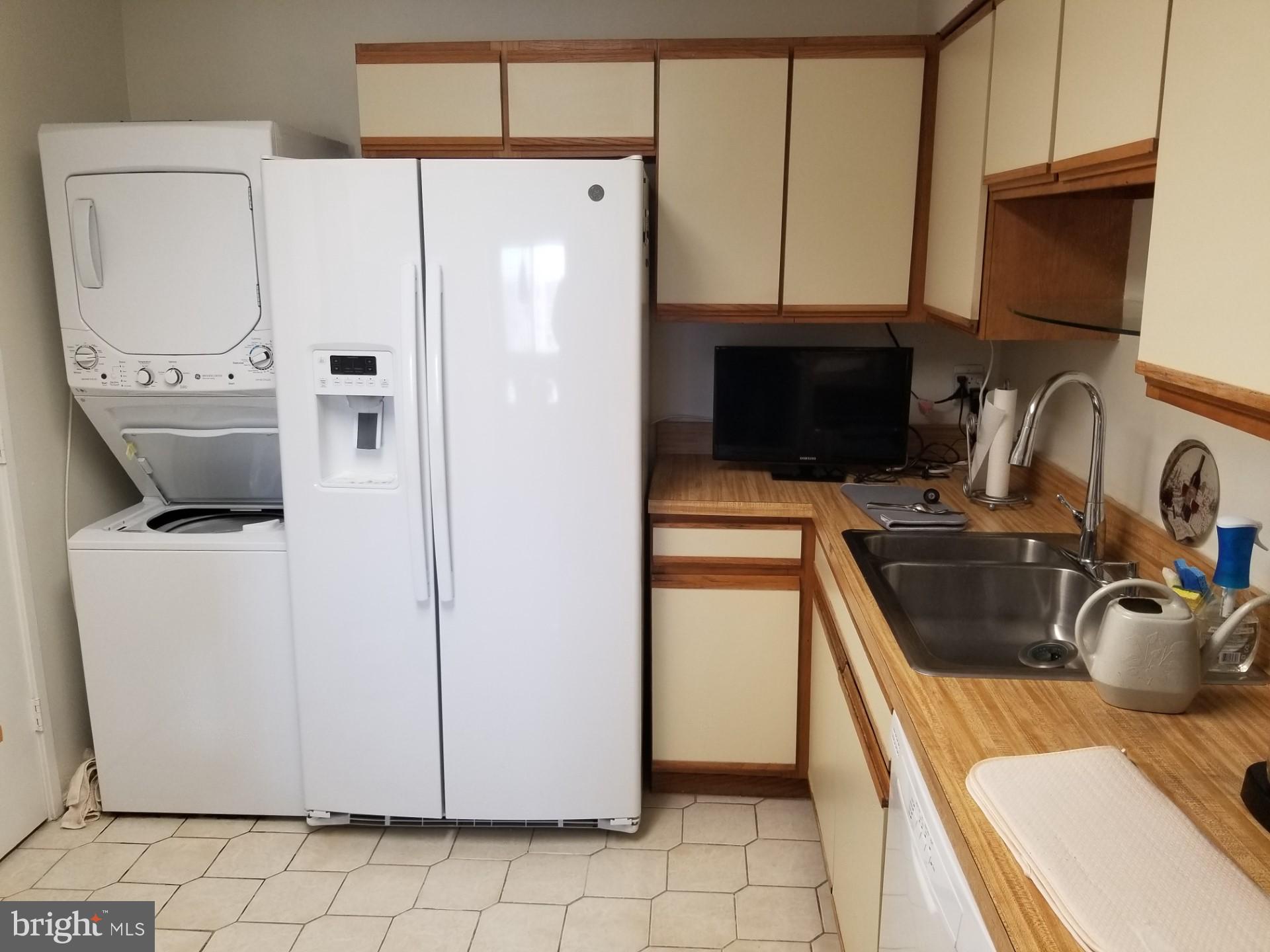 FAIRWAYS SOUTH - Residential