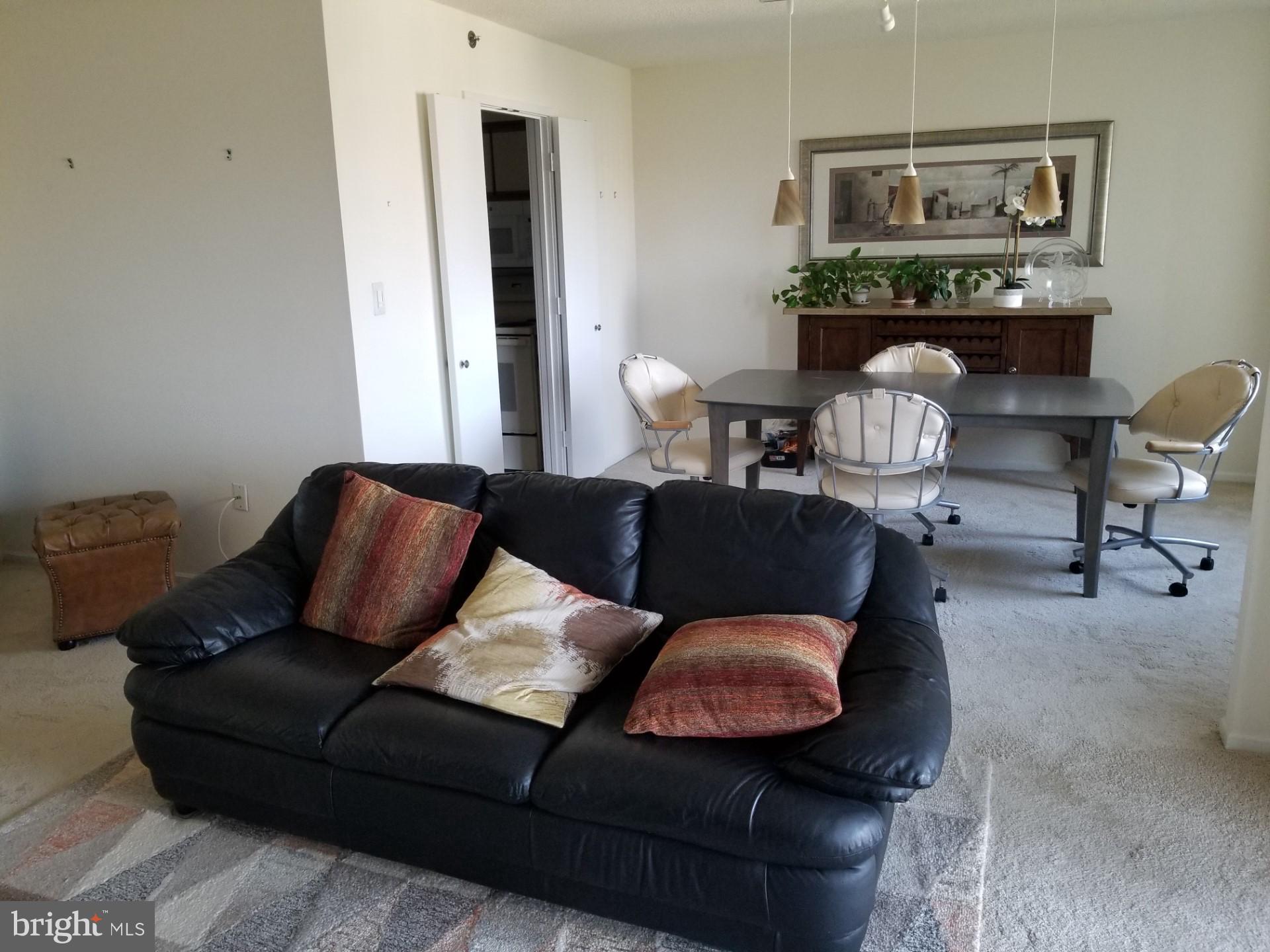 FAIRWAYS SOUTH - Residential