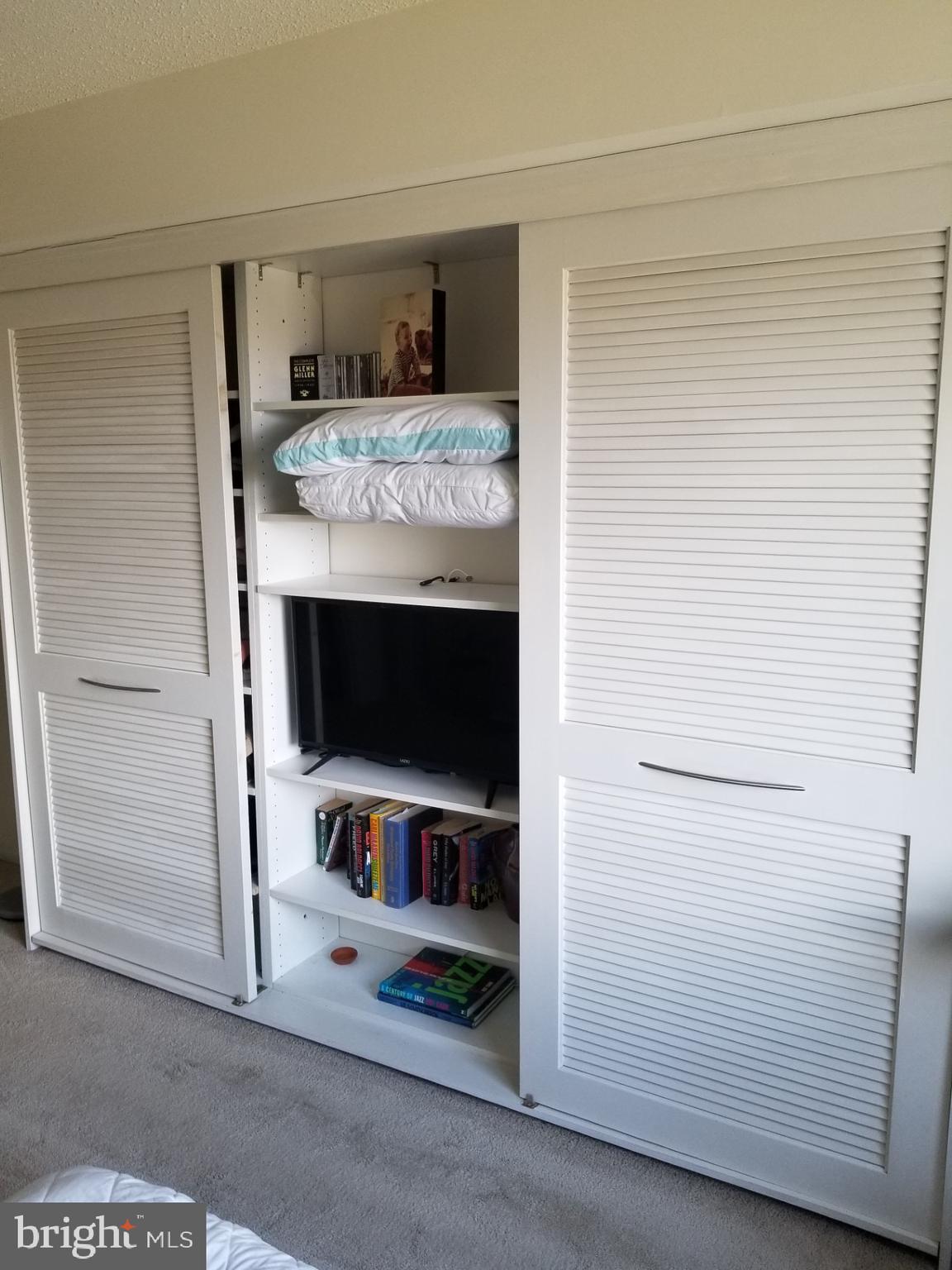 FAIRWAYS SOUTH - Residential