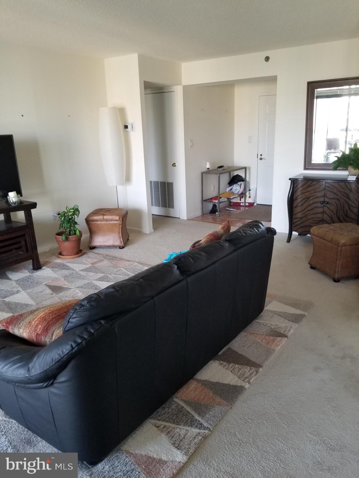 FAIRWAYS SOUTH - Residential