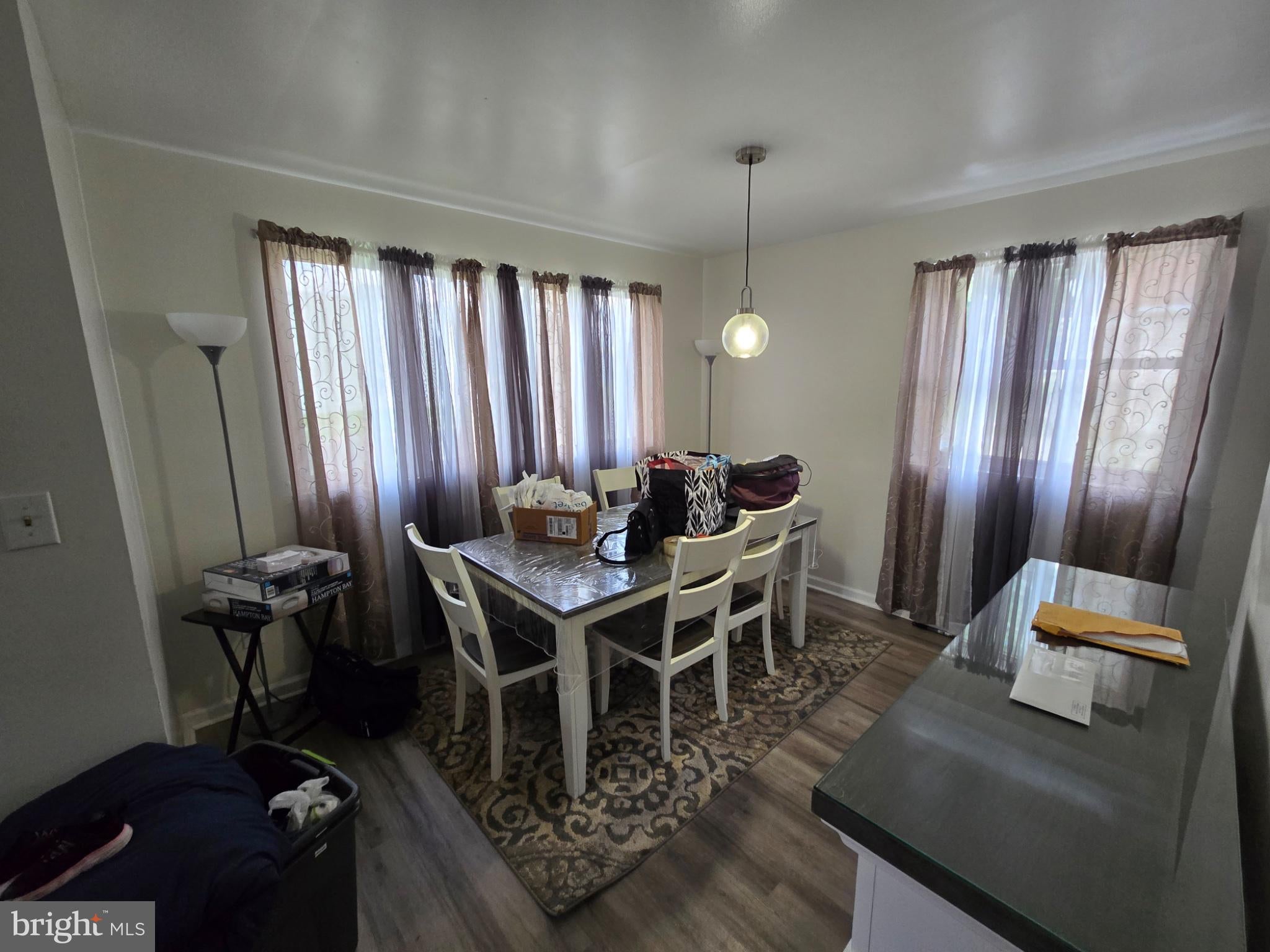 301 W PLUM STREET