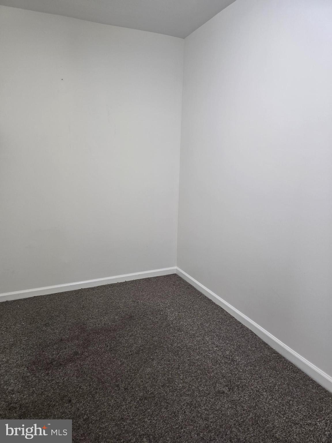 147 W LANCASTER AVENUE