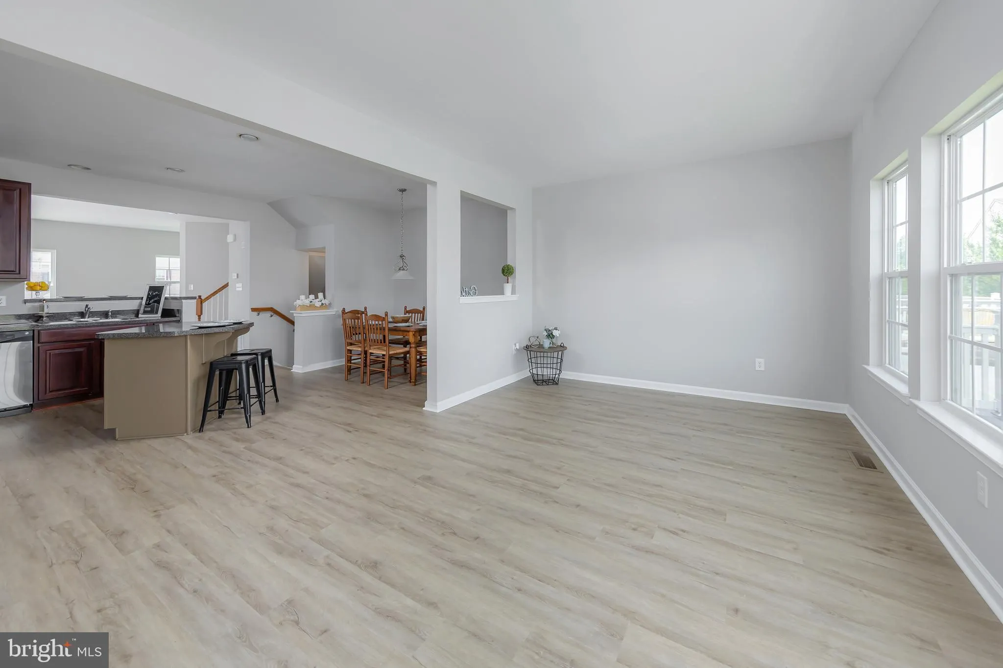 Mount Royal, New Jersey 08061, United States, 3 Bedrooms Bedrooms, ,3 BathroomsBathrooms,Residential,Active,142977