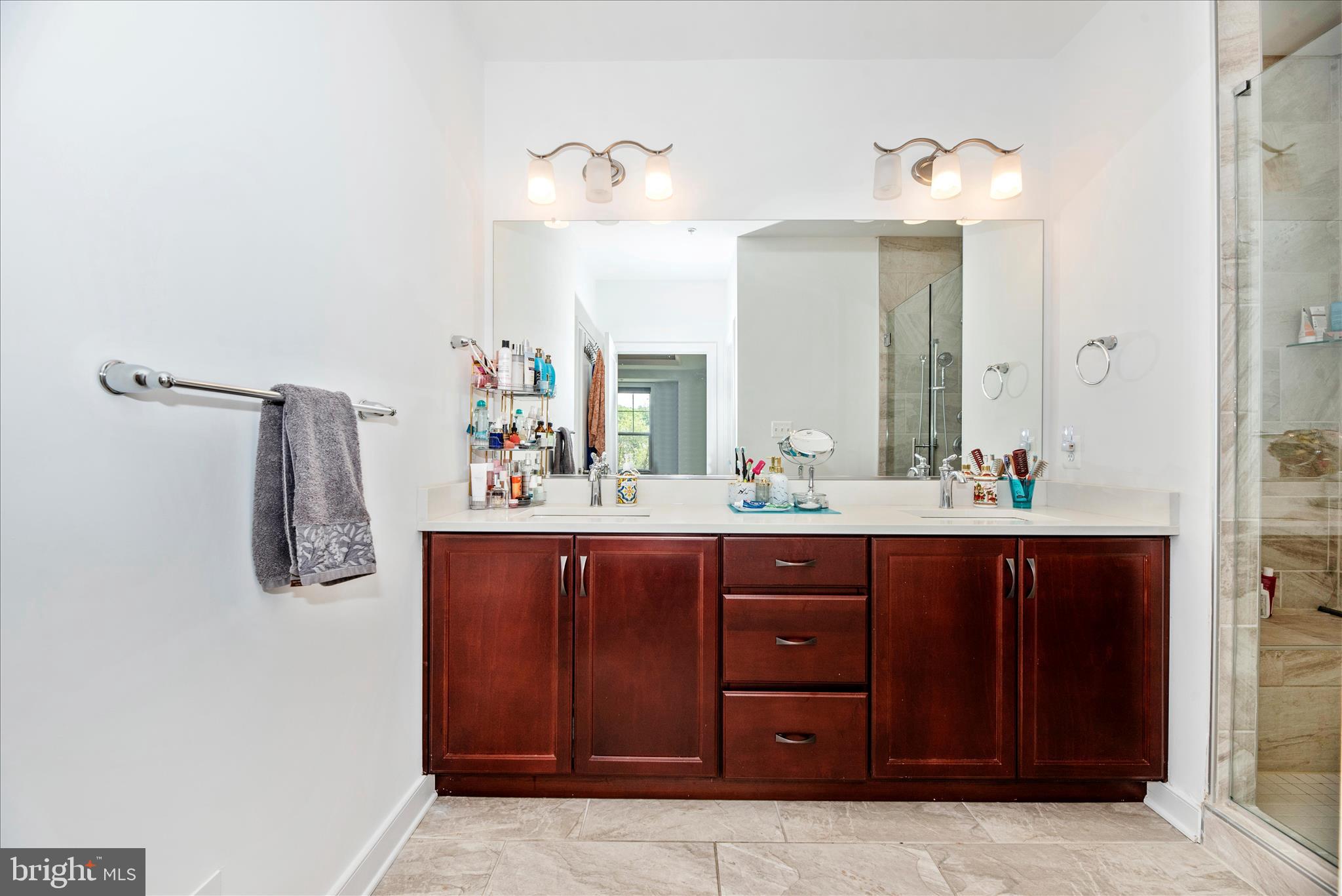LANDSDALE - Residential
