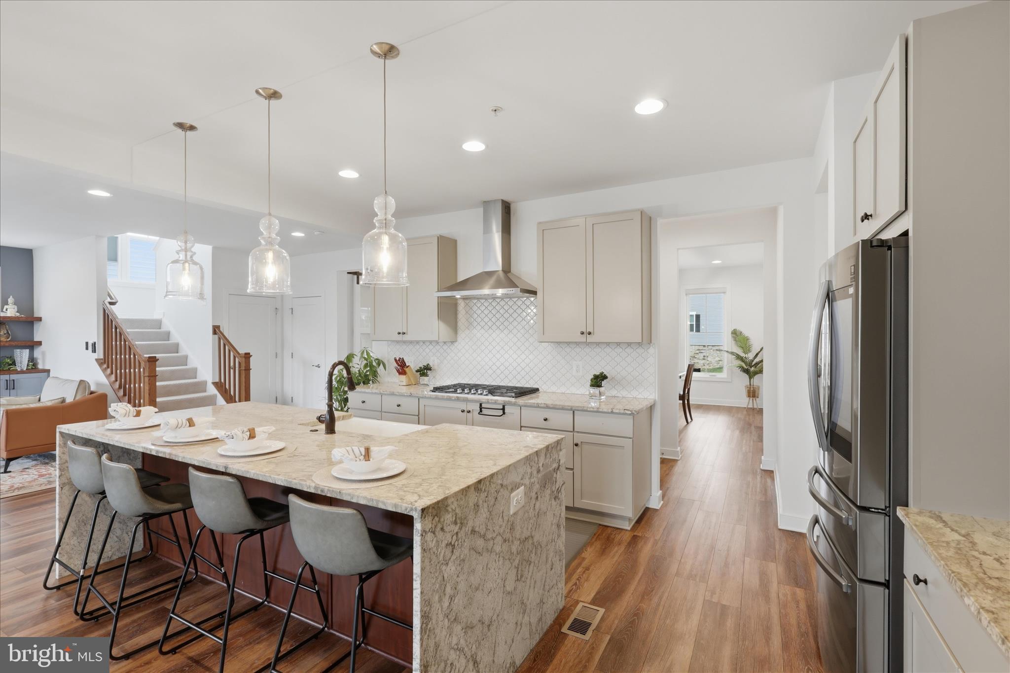 LANDSDALE - Residential