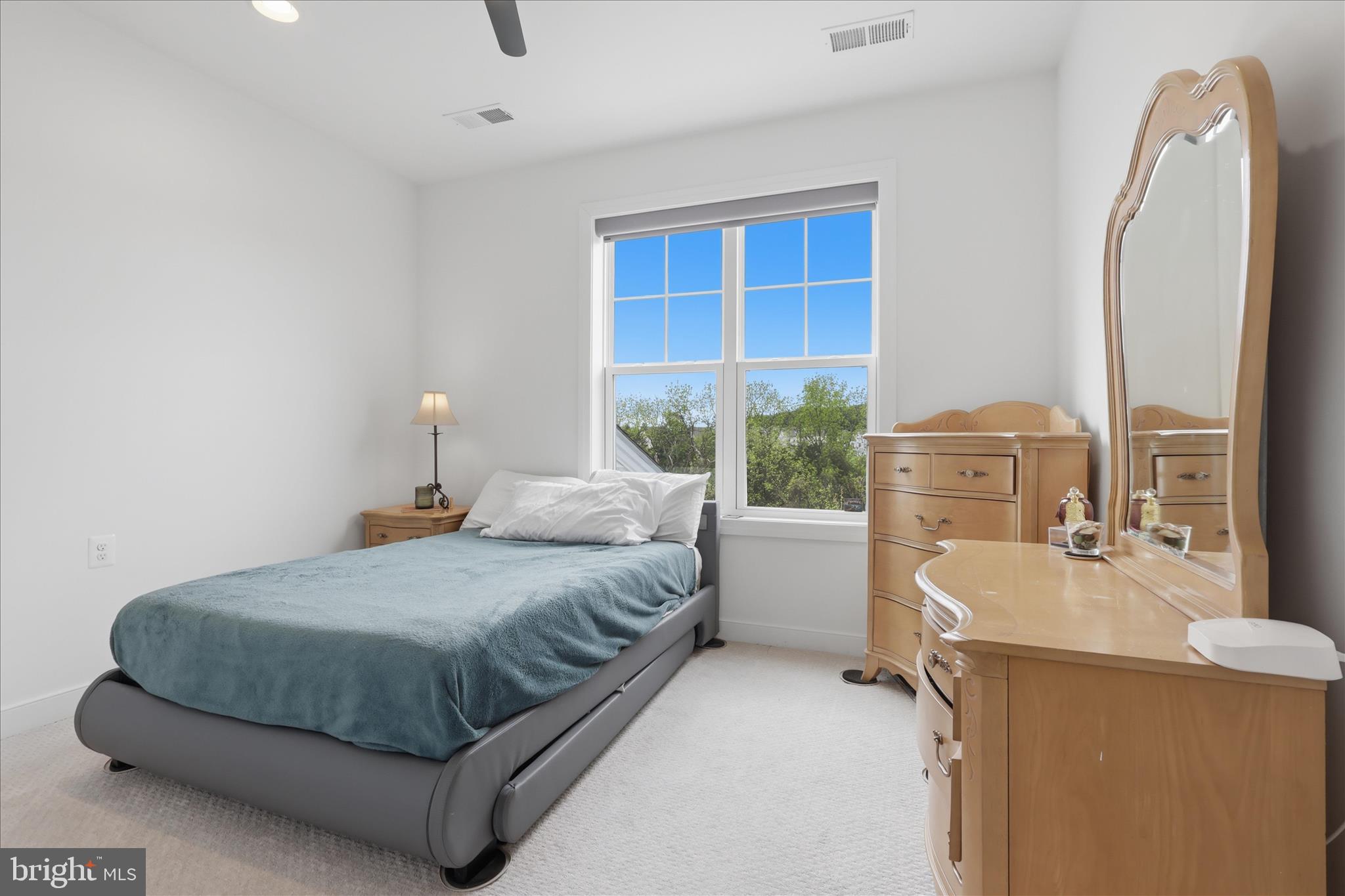 LANDSDALE - Residential